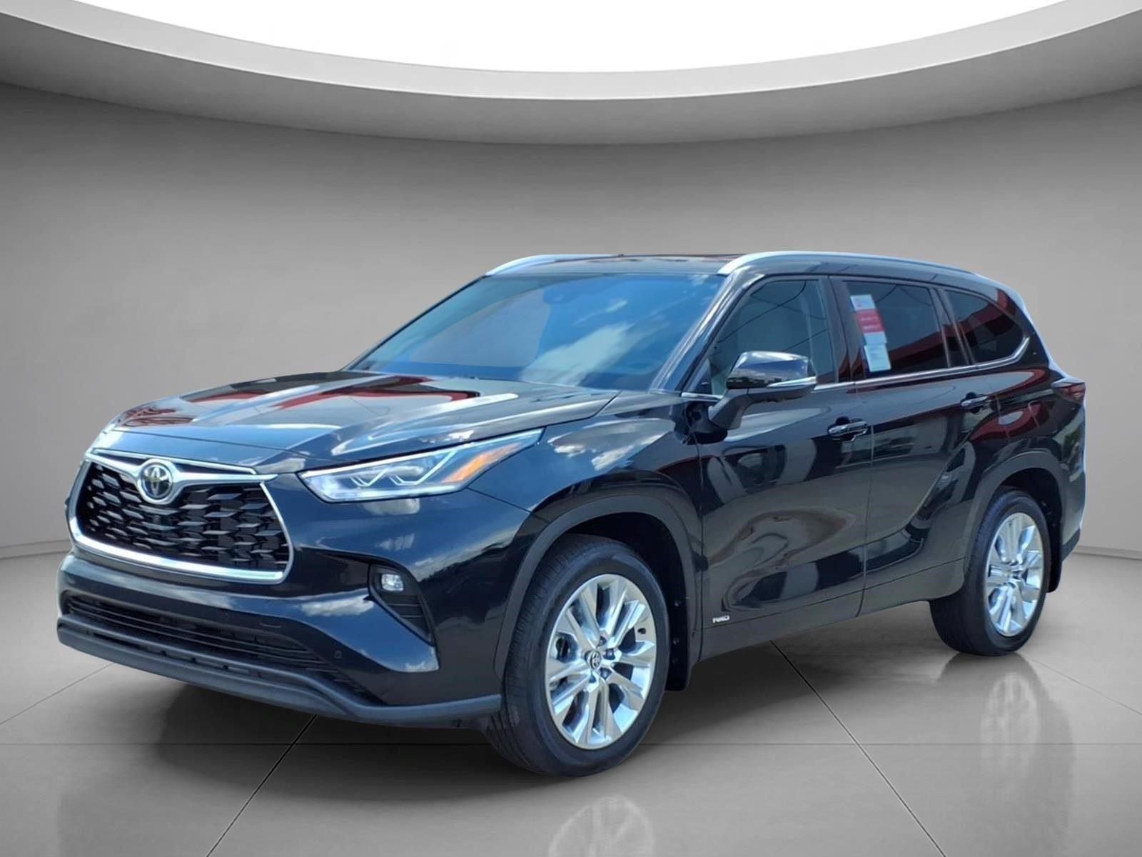 Midnight Black Met 2026 Toyota Highlander Hybrid SUV / Crossover All-Wheel Drive Continuously Variable Transmission