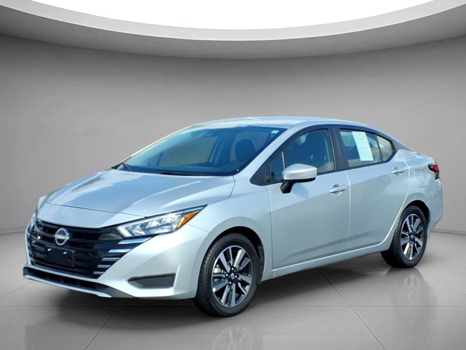 2025 Nissan Versa 1.6 SV CVT's photo