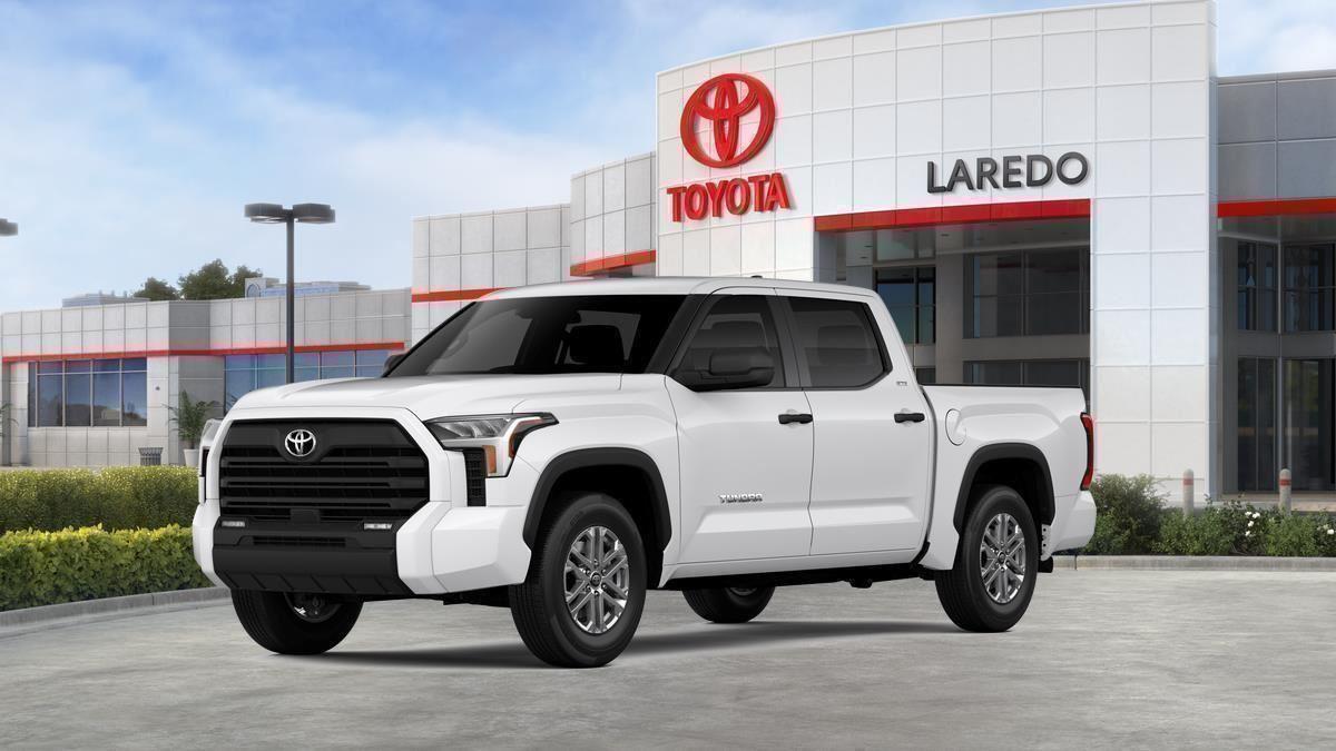 2026 Toyota Tundra SR5 CrewMax Cab 4WD