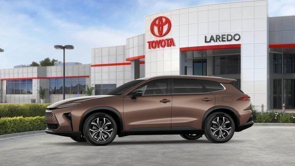 View vehicle photo 3