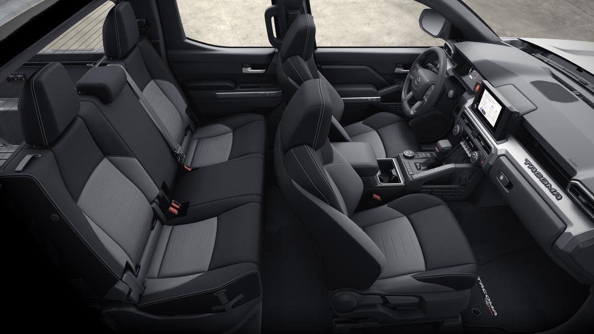 View vehicle photo 4