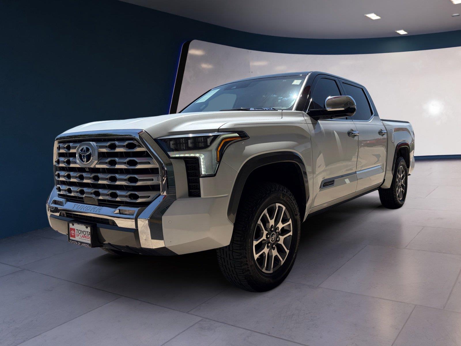 White (Wind Chill Pearl) 2023 Toyota Tundra Hybrid Pickup Truck Four-Wheel Drive Automatic