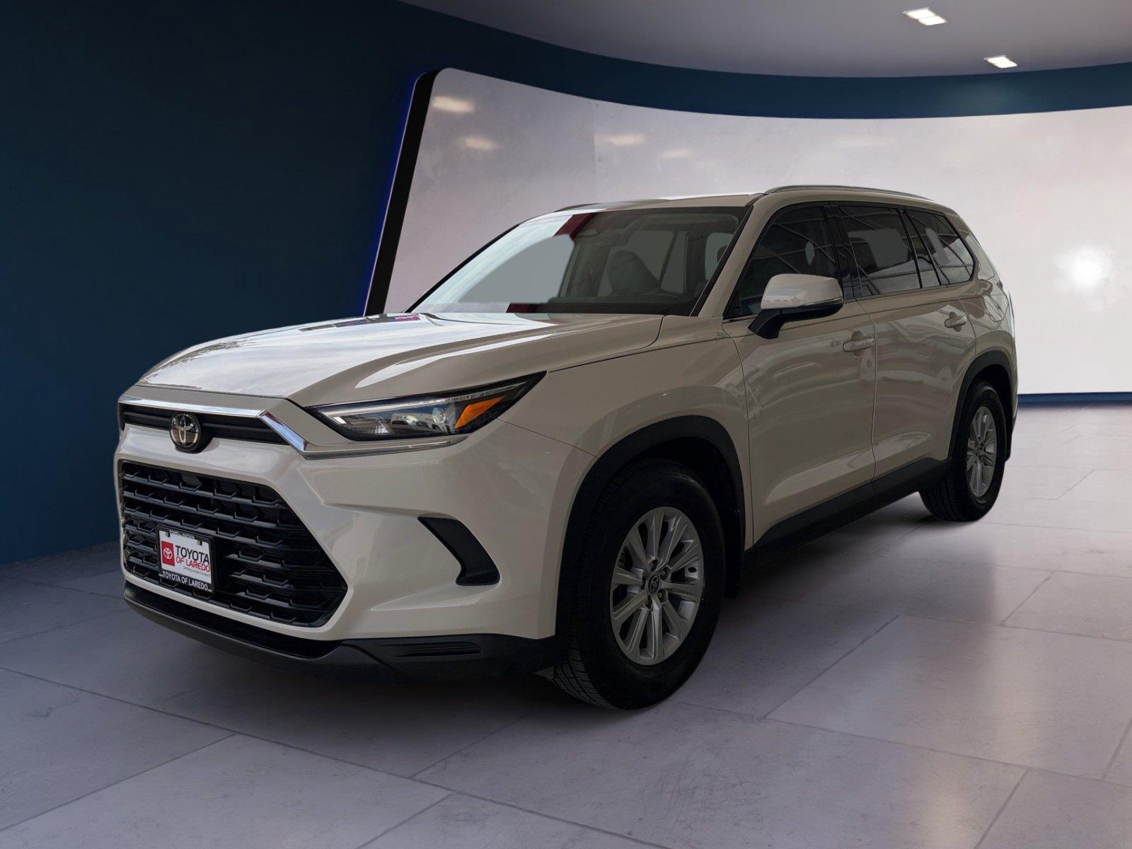 Coastal Cream 2024 Toyota Grand Highlander SUV / Crossover Front-Wheel Drive 8-Speed Automatic