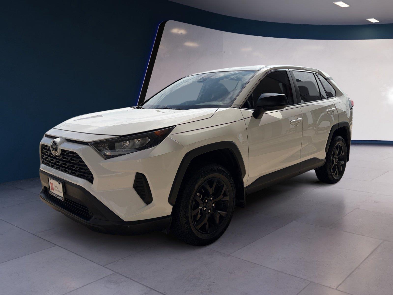 White 2022 Toyota RAV4 SUV / Crossover Front-Wheel Drive Automatic