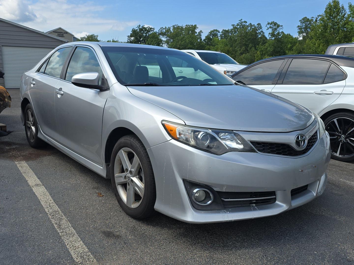  2012 Toyota Camry XLE   