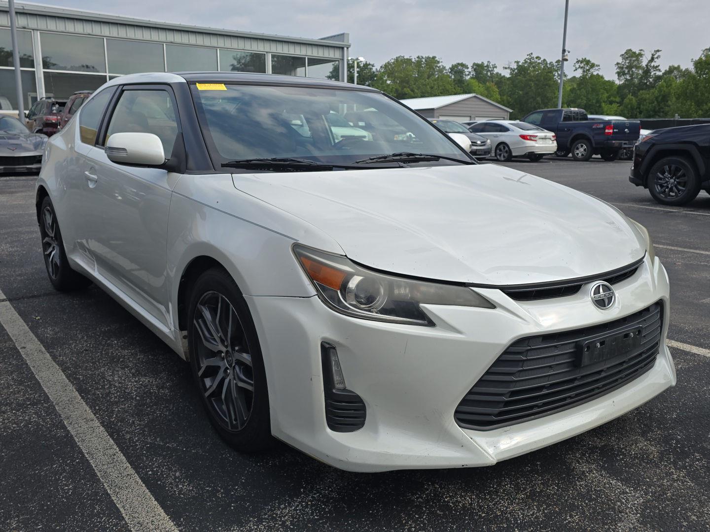 White (Blizzard Pearl) 2015 Scion tC Coupe Front-Wheel Drive Automatic