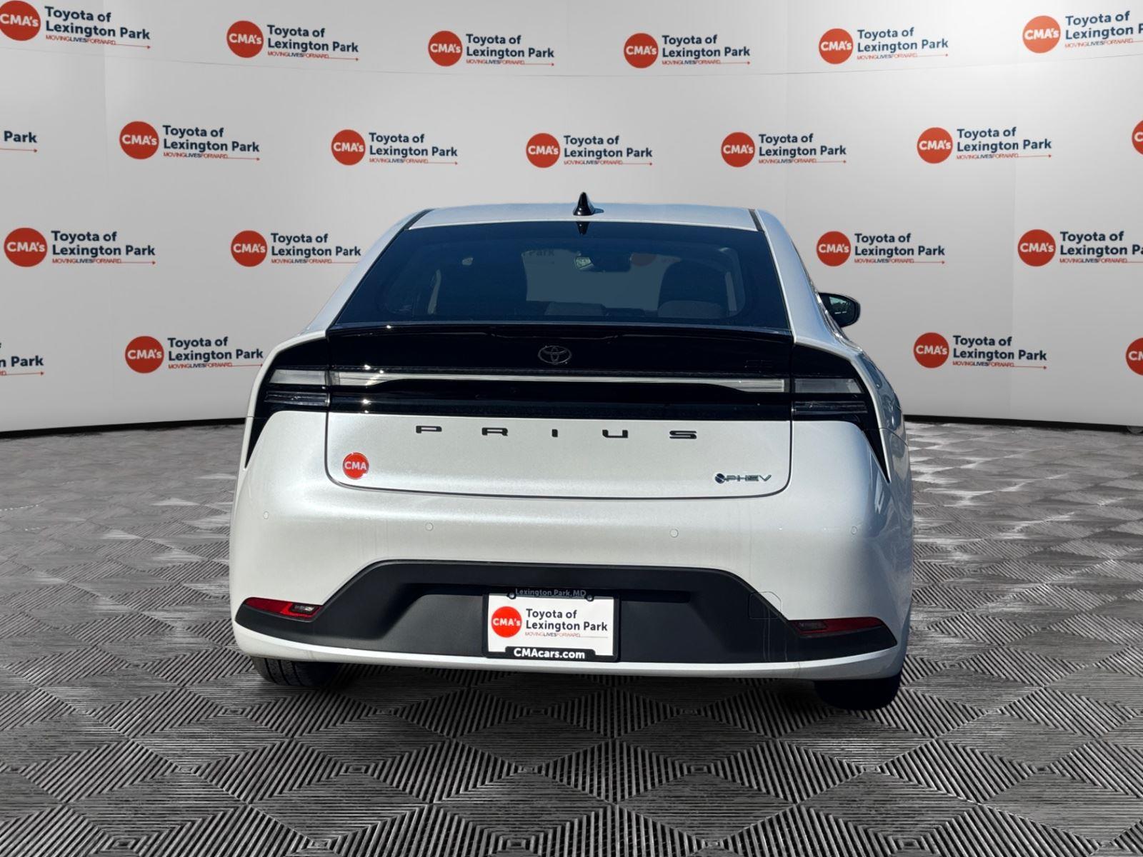 2026 Toyota Prius Plug-in Hybrid Nightshade - Photo 6