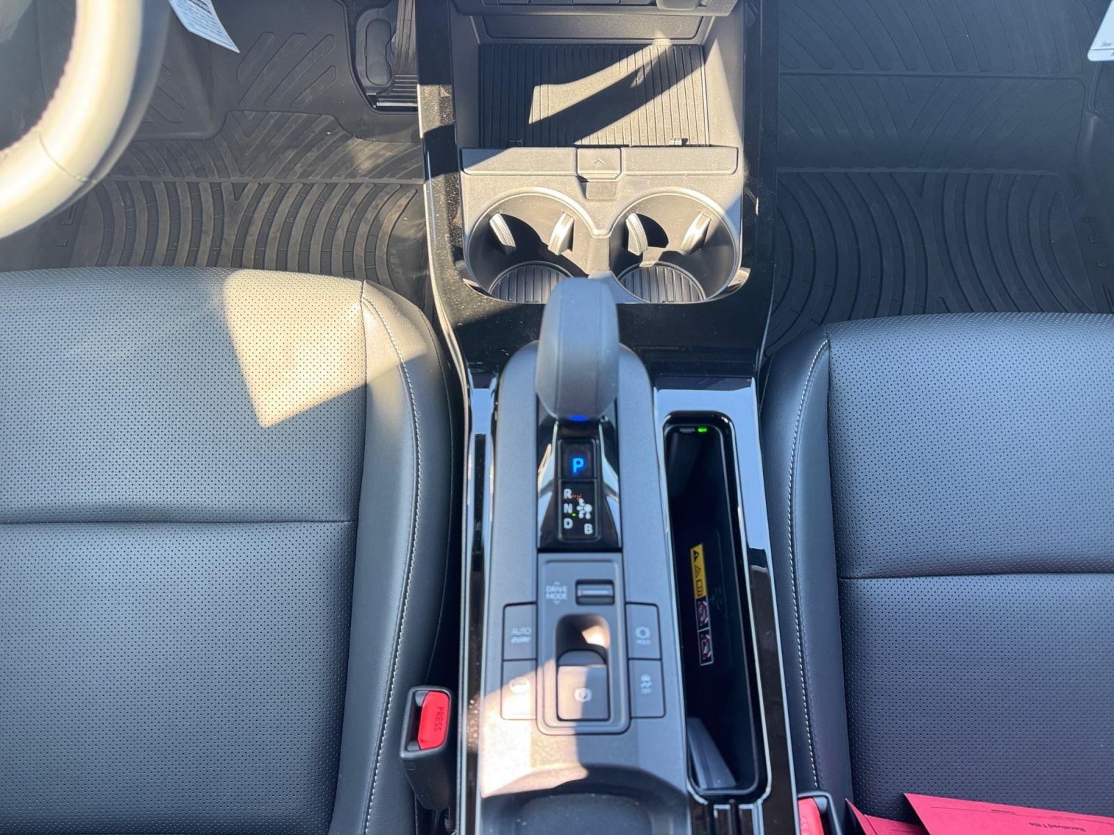 2026 Toyota Prius Plug-in Hybrid Nightshade - Photo 18