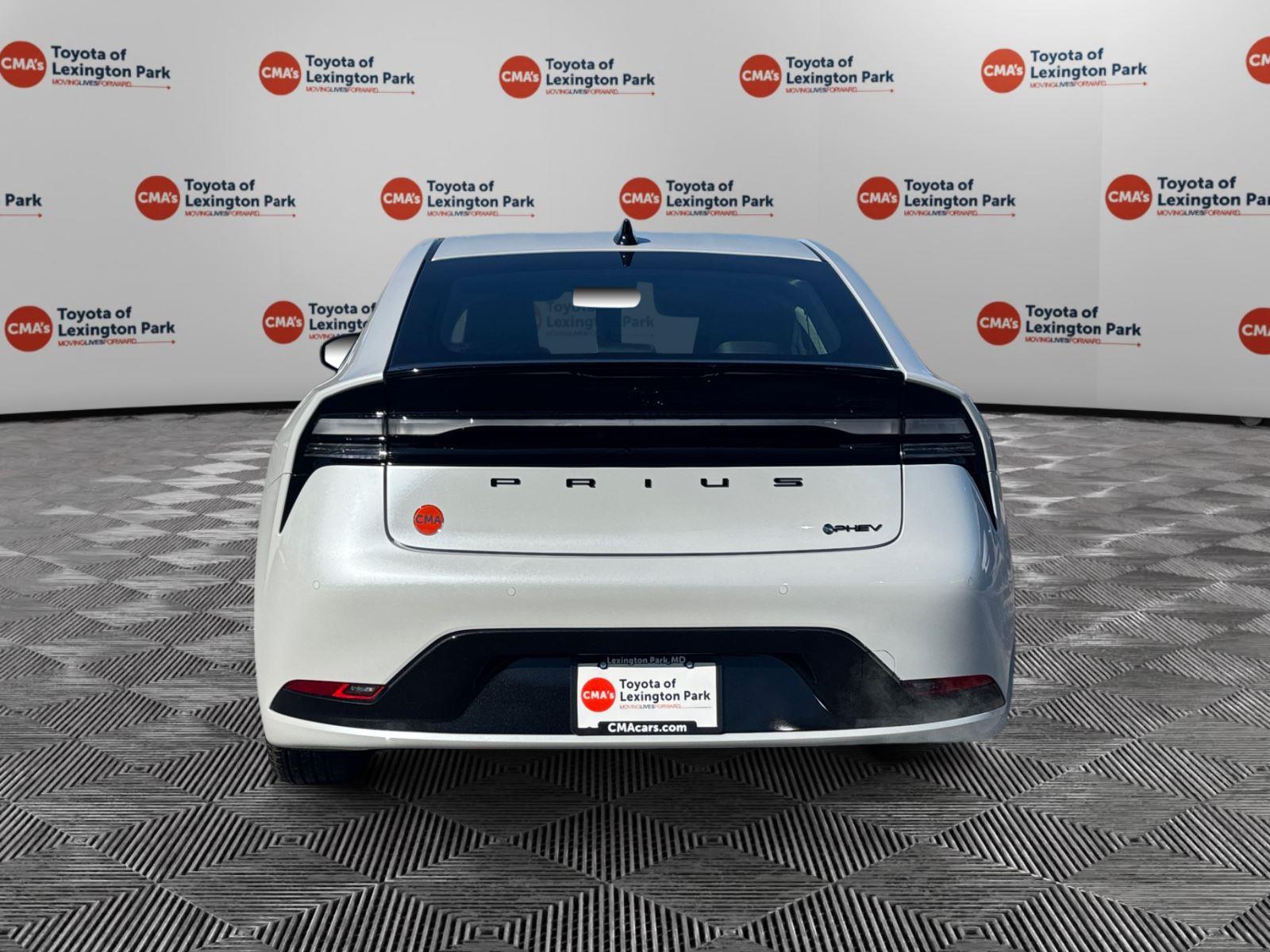 2026 Toyota Prius Plug-in Hybrid Nightshade - Photo 6