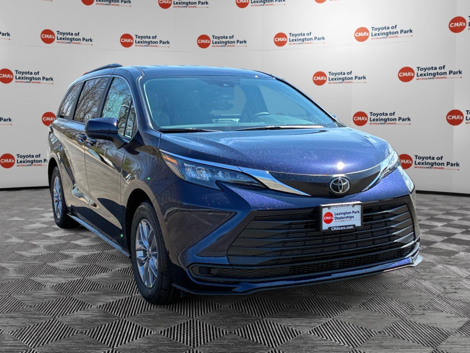 Blueprint 2026 Toyota Sienna LE 8-Passenger AWD Minivan All-Wheel Drive Continuously Variable Transmission