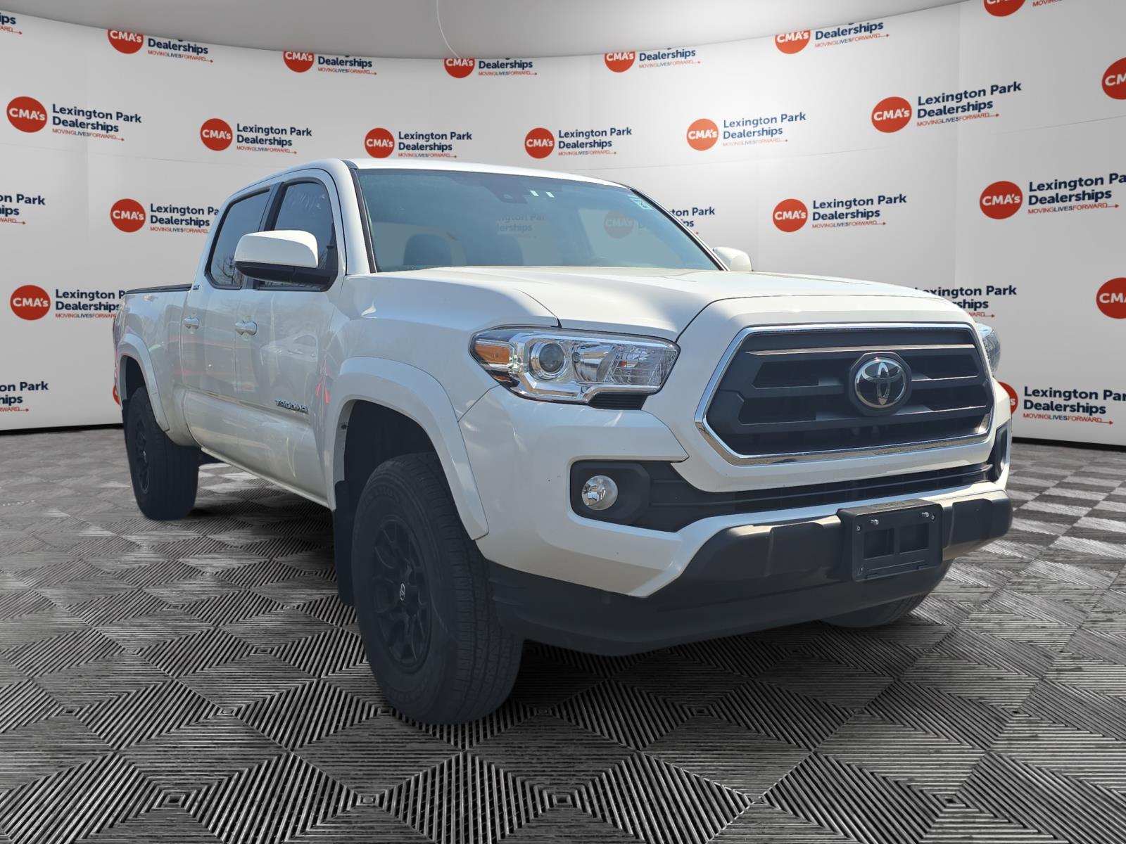 2022 Toyota Tacoma SR5 V6 Double Cab LB 4WD