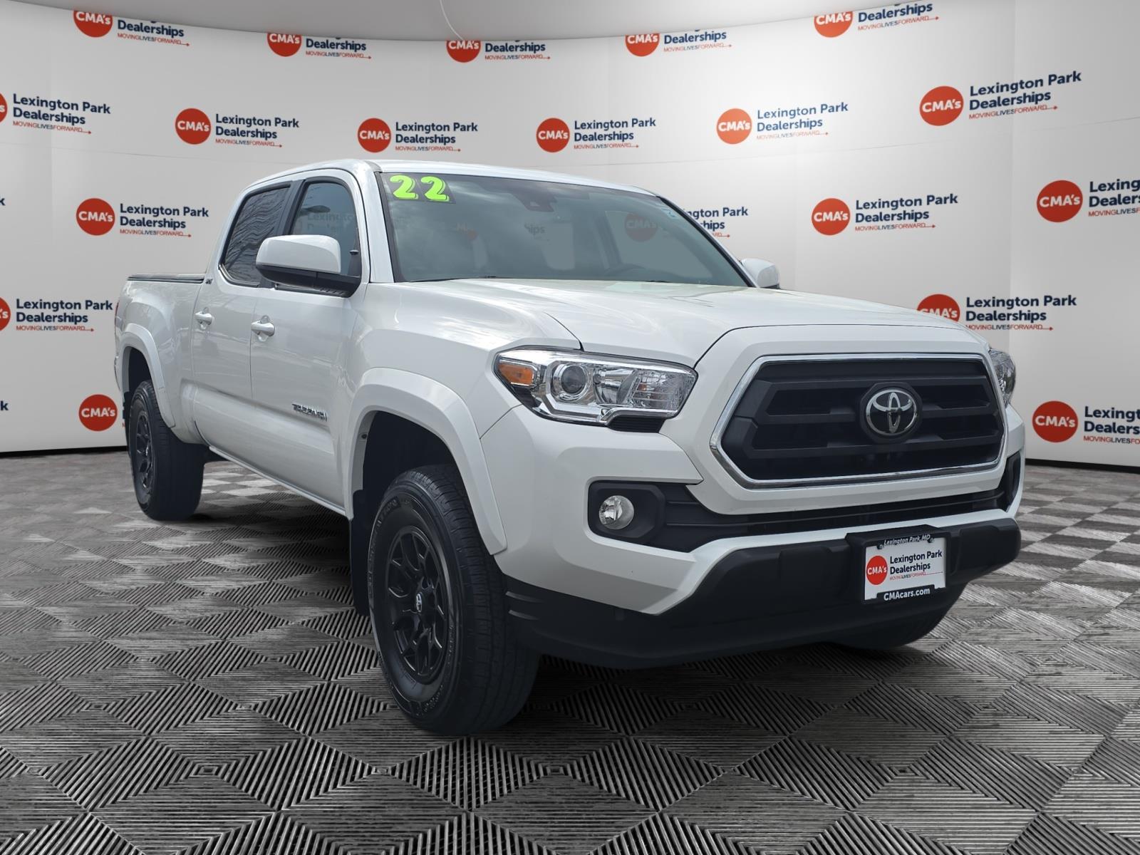 White 2022 Toyota Tacoma SR5 V6 Double Cab LB 4WD Pickup Truck Four-Wheel Drive 6-Speed Automatic