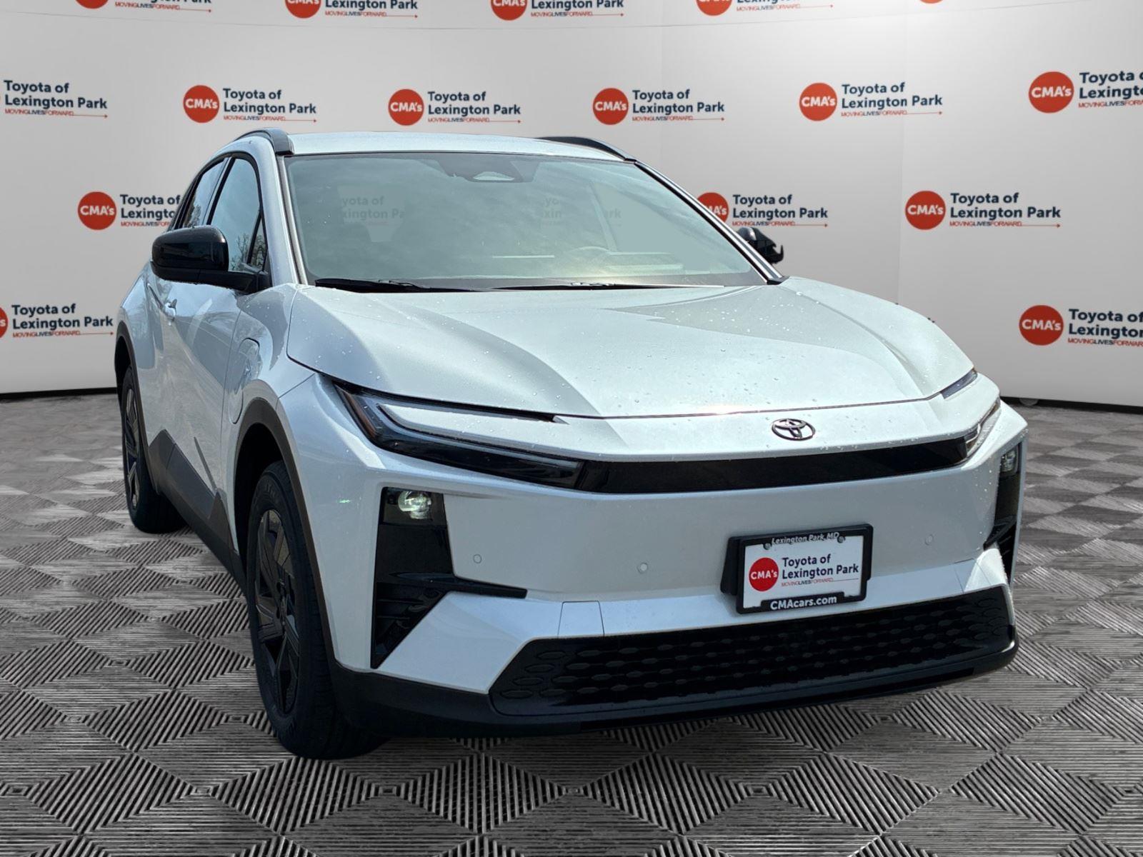 White (Wind Chill Pearl) 2026 Toyota C-HR SE AWD SUV / Crossover All-Wheel Drive 1-Speed Dual Clutch