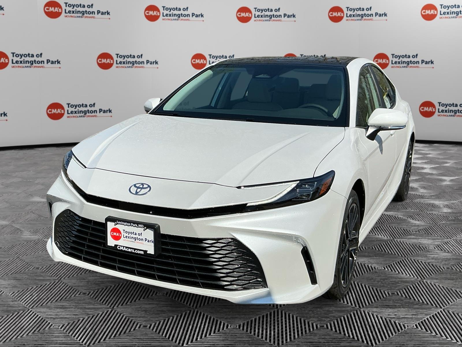 View vehicle photo 2