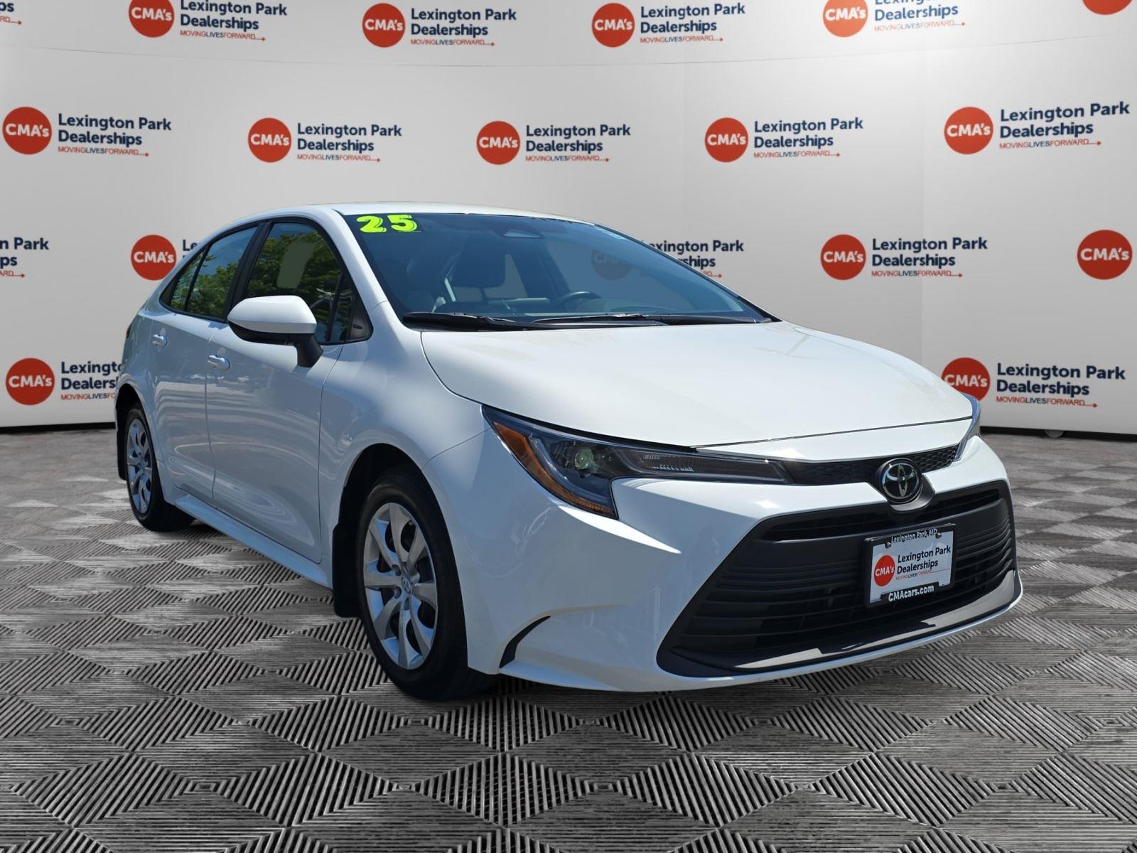 2025 Toyota Corolla LE FWD
