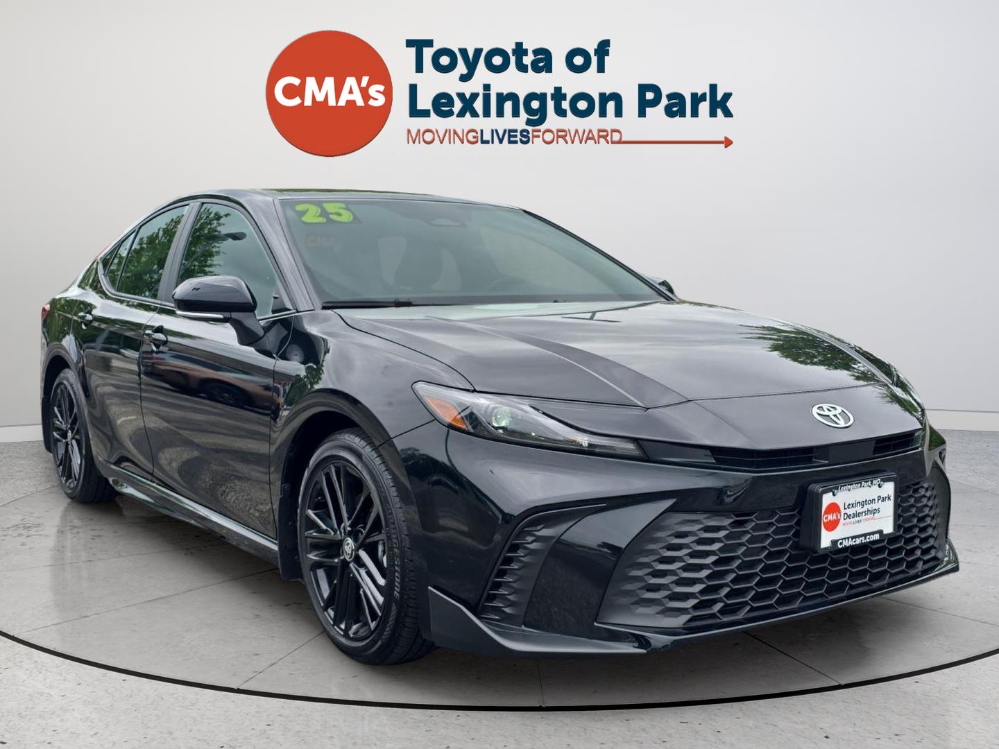 2025 Toyota Camry SE FWD