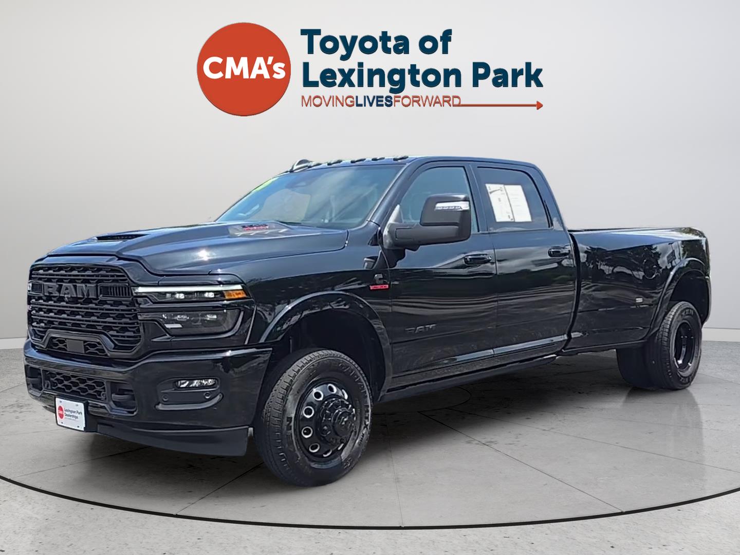 2025 RAM 3500 Limited Crew Cab LB DRW 4WD