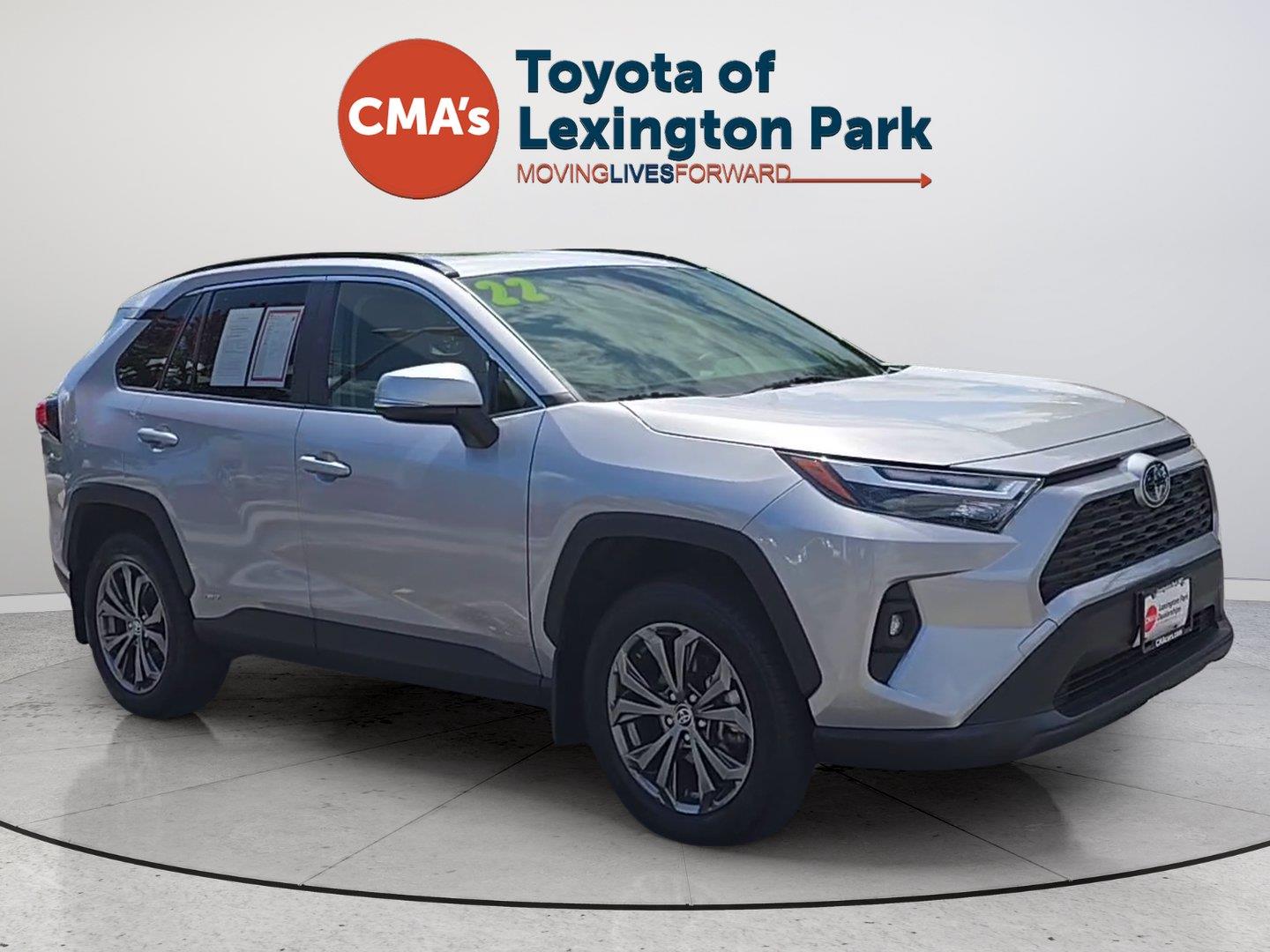 View vehicle photo 7