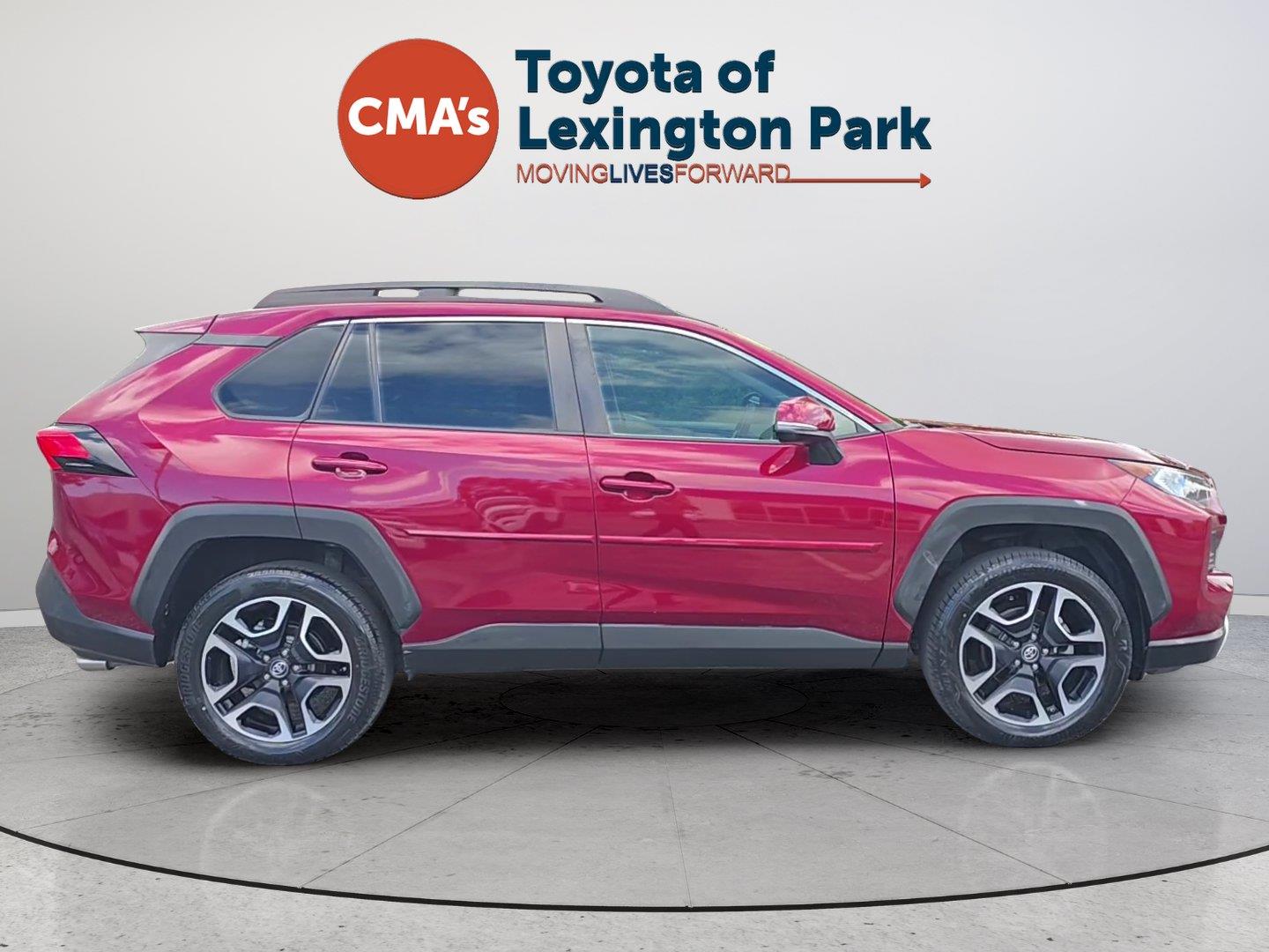 View vehicle photo 6