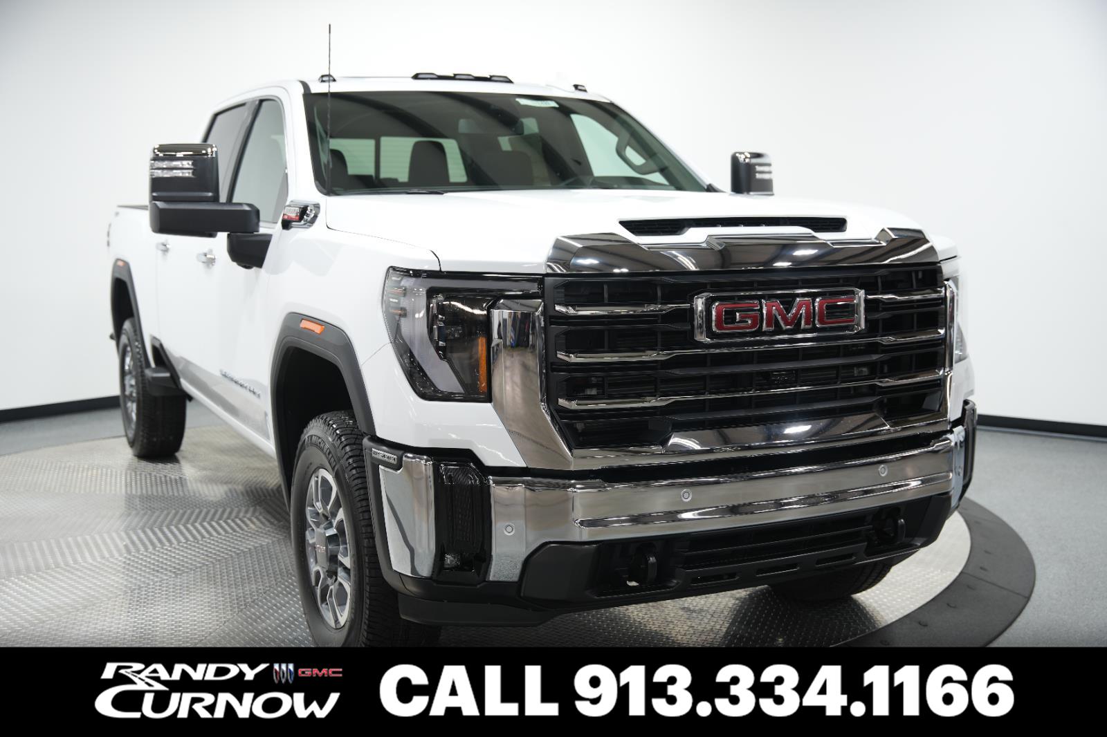 Summit White 2026 GMC Sierra 2500HD Pickup Truck Four-Wheel Drive Automatic