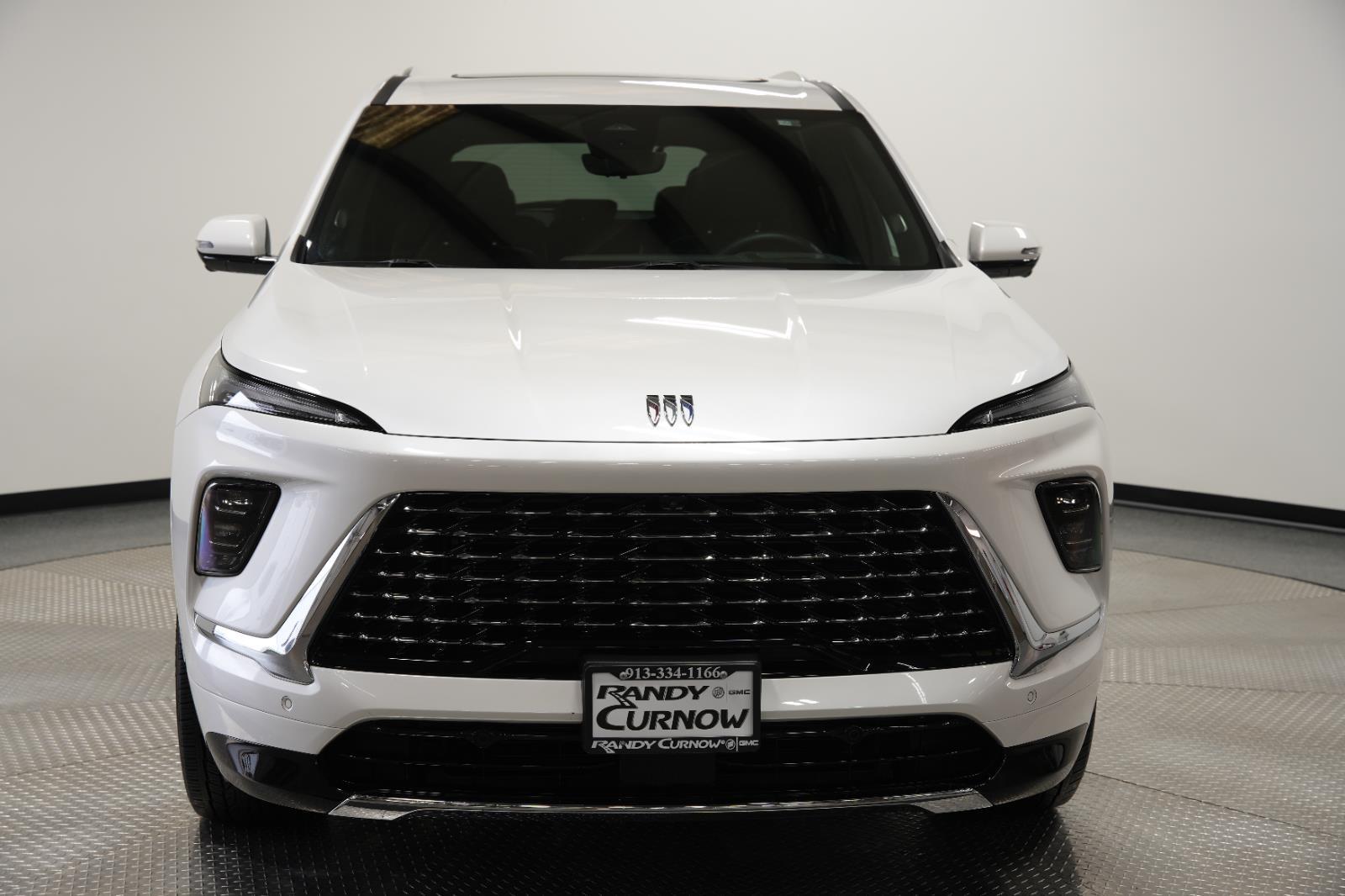 View vehicle photo 2
