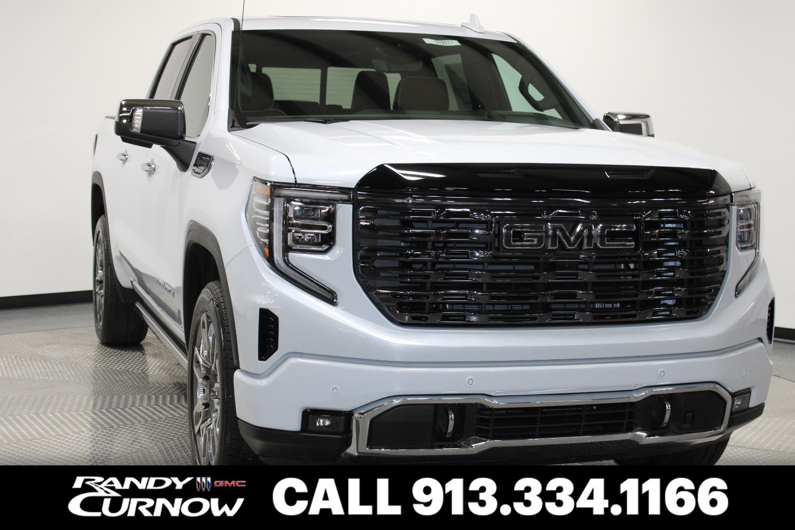 G4J/White 2026 GMC Sierra 1500 Denali Ultimate Crew Cab 4WD Pickup Truck Four-Wheel Drive Automatic