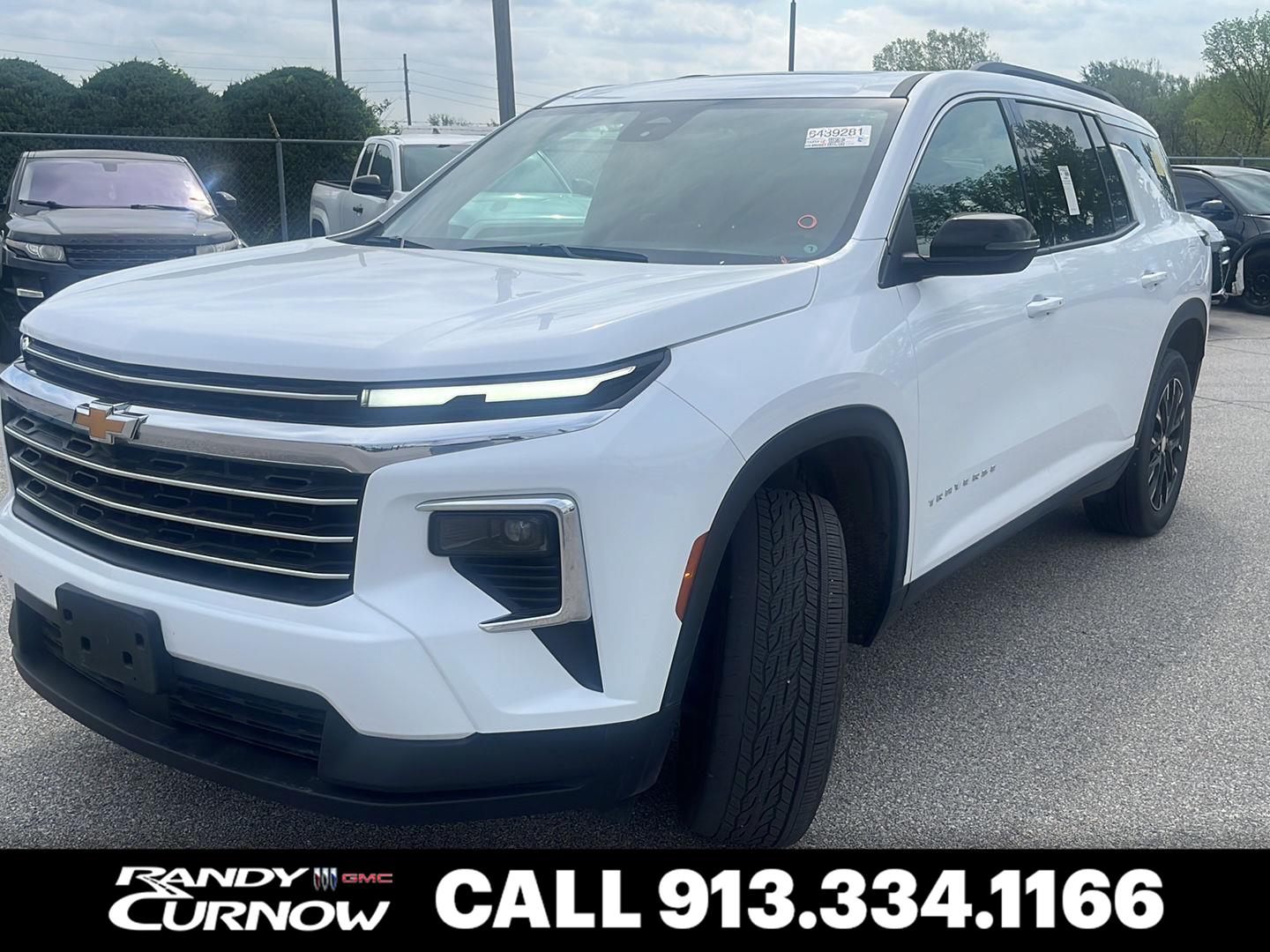 Summit White 2025 Chevrolet Traverse LT AWD SUV / Crossover Four-Wheel Drive 8-Speed Automatic