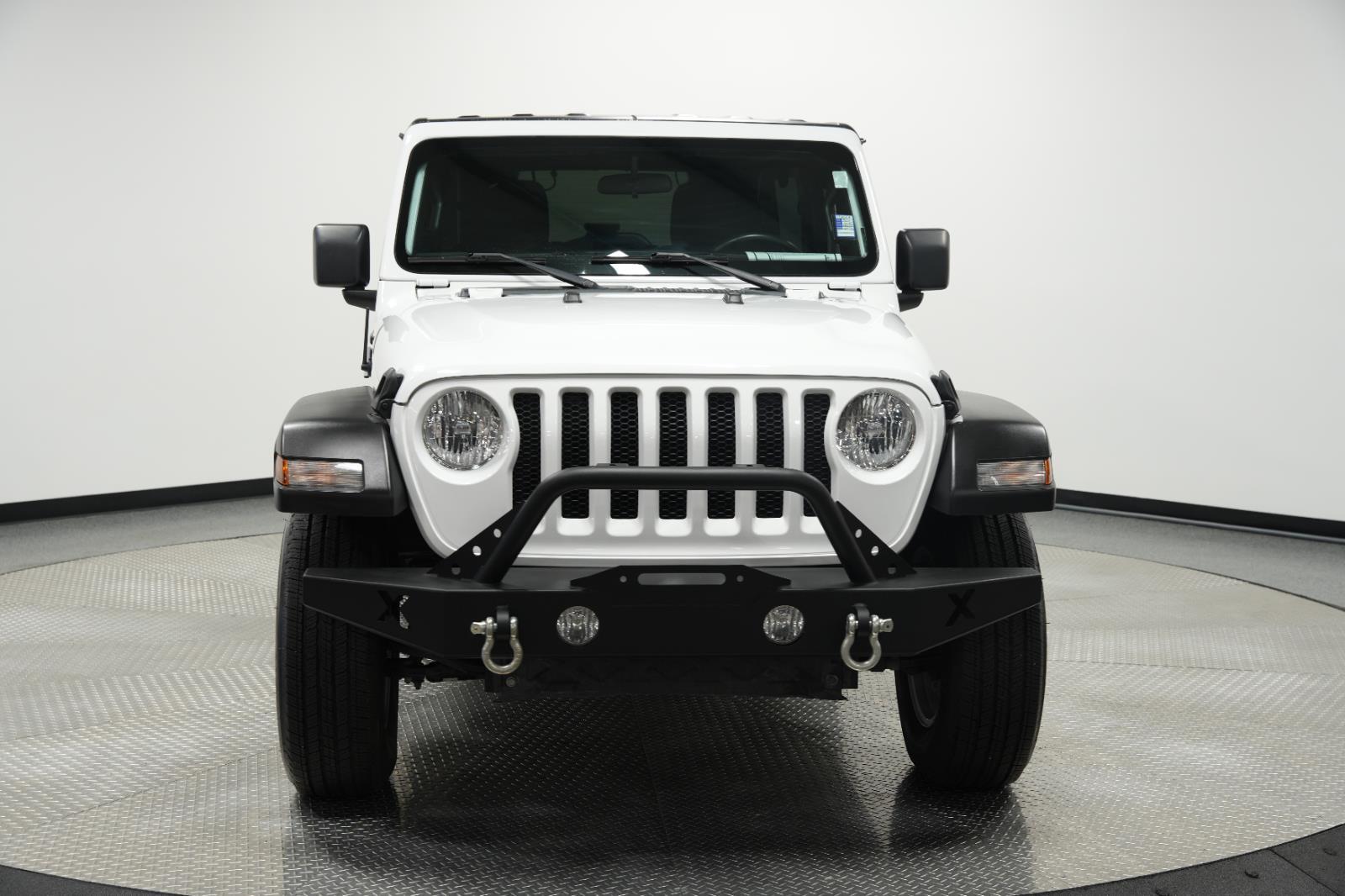 View vehicle photo 2