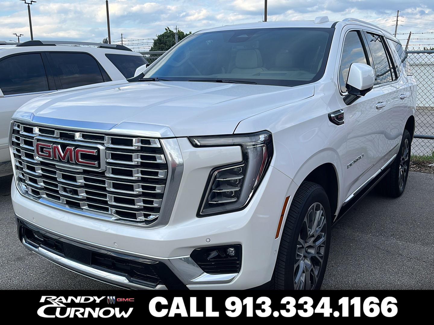 White Frost Tricoat 2025 GMC Yukon Denali 4WD SUV / Crossover Four-Wheel Drive Automatic
