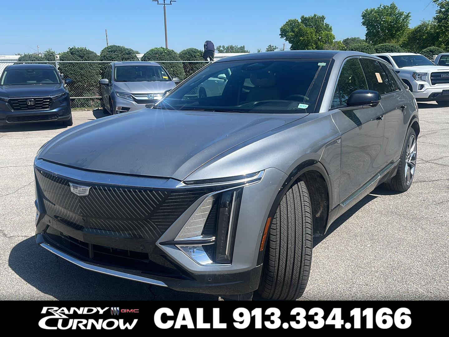 Argent Silver Metallic 2026 Cadillac LYRIQ Signature Luxury AWD SUV / Crossover All-Wheel Drive Automatic