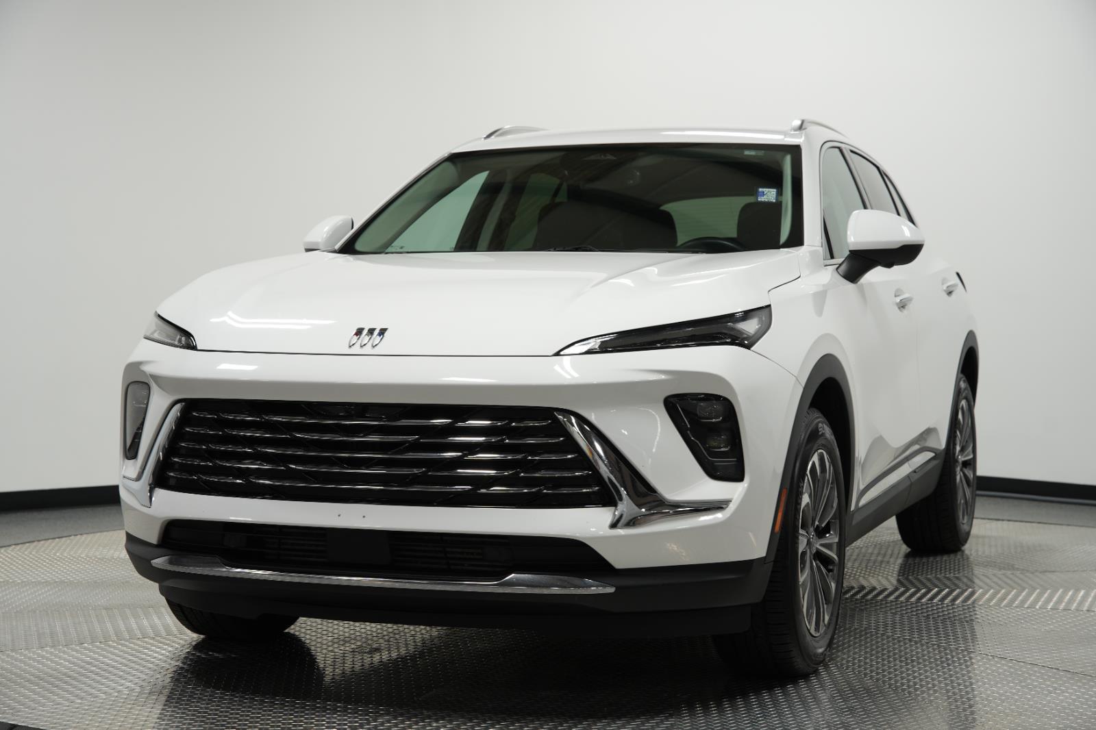 View vehicle photo 3