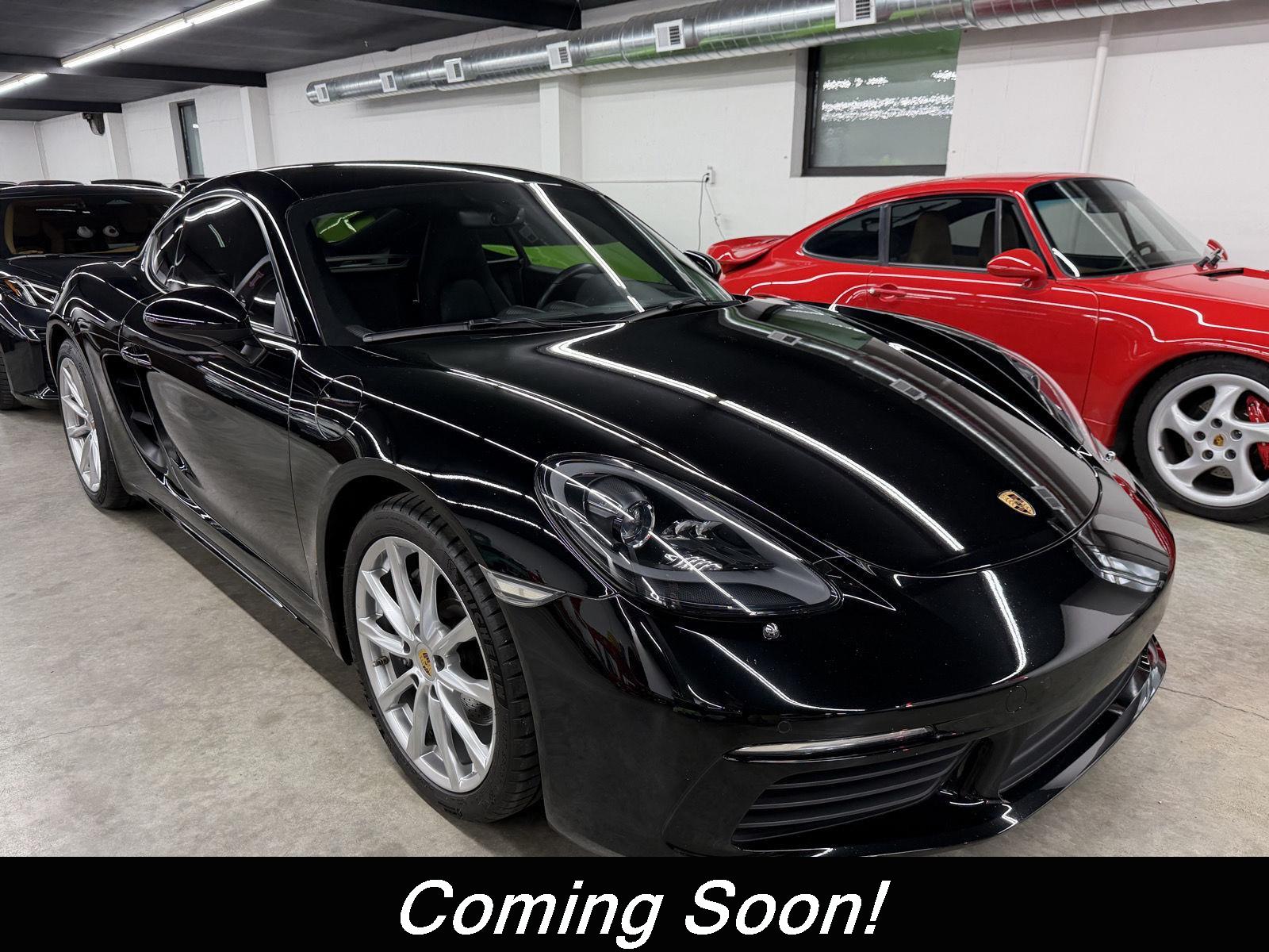 Black 2018 Porsche 718 Cayman RWD Coupe Rear-Wheel Drive 6-Speed Manual