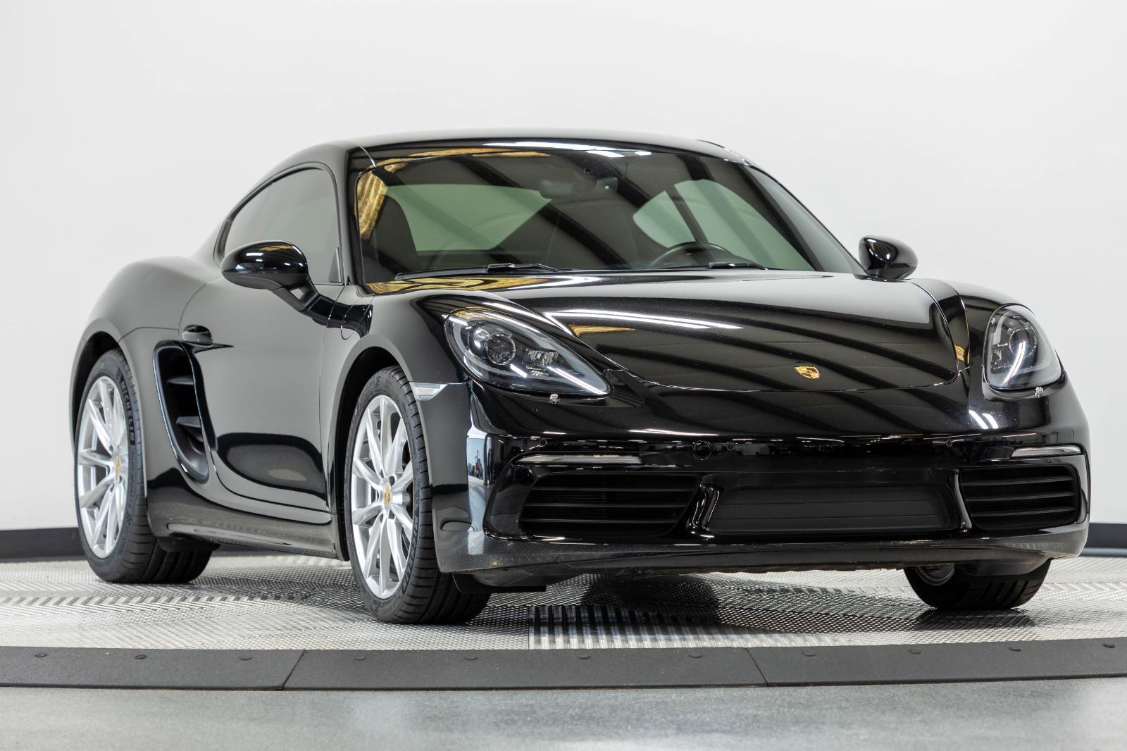  2018 Porsche 718 Cayman RWD   