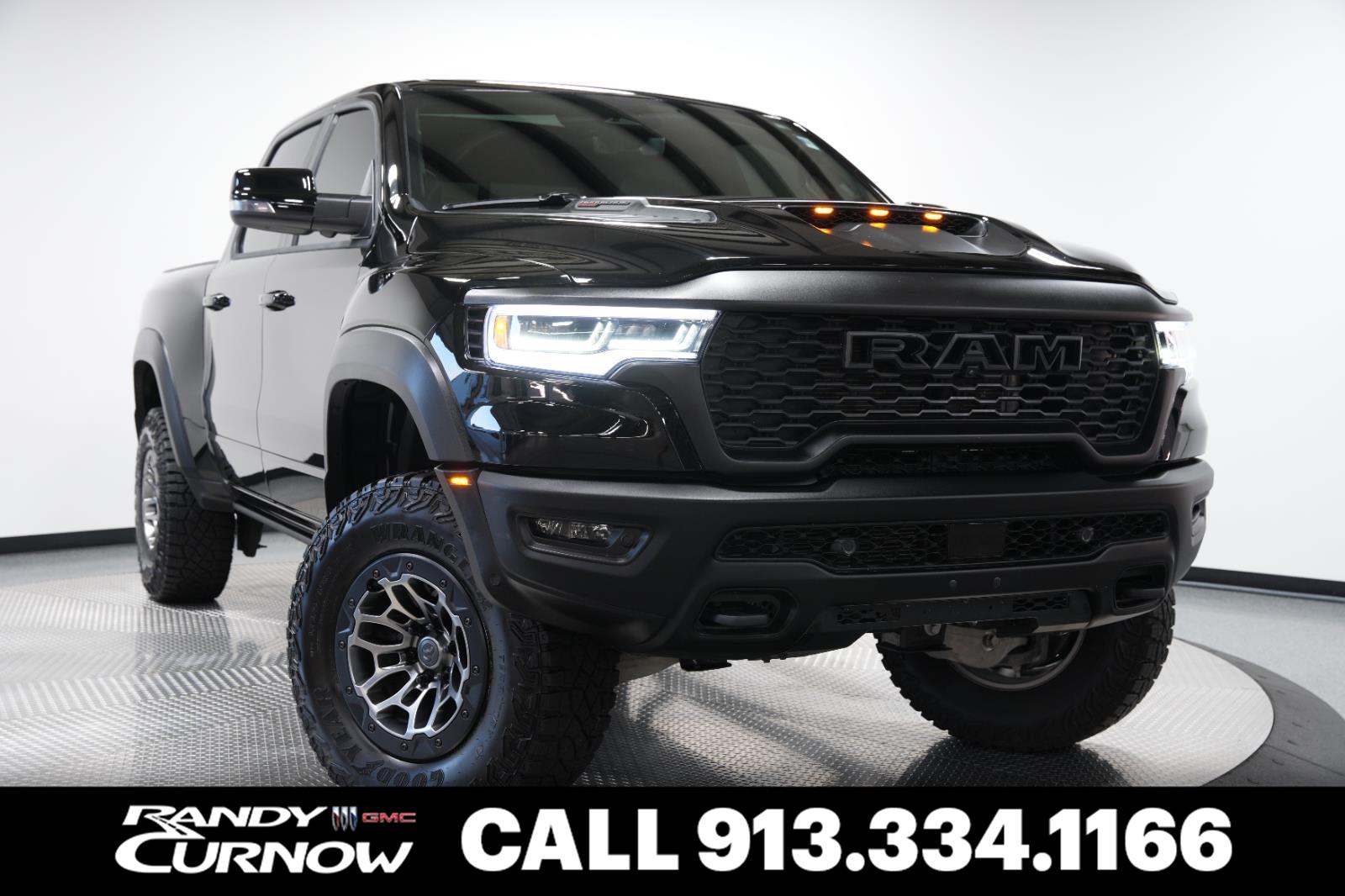 Diamond Black Crystal Pearlcoat 2026 RAM 1500 Pickup Truck All-Wheel Drive 8-Speed Automatic