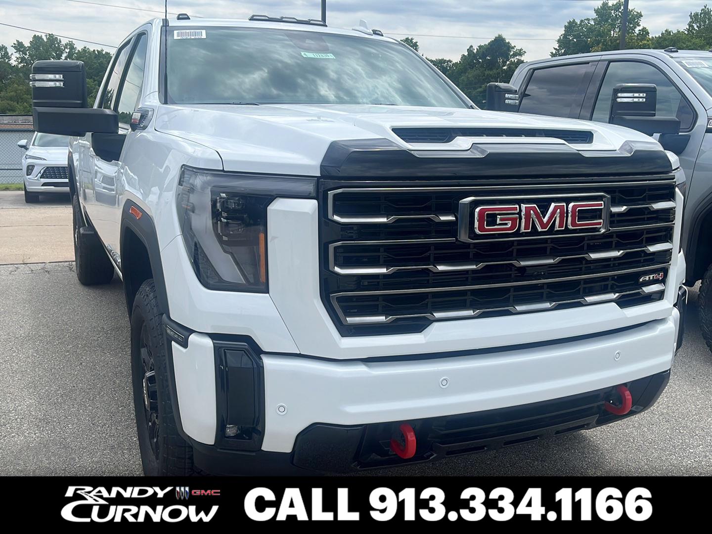 Summit White 2026 GMC Sierra 2500HD Pickup Truck Four-Wheel Drive Automatic