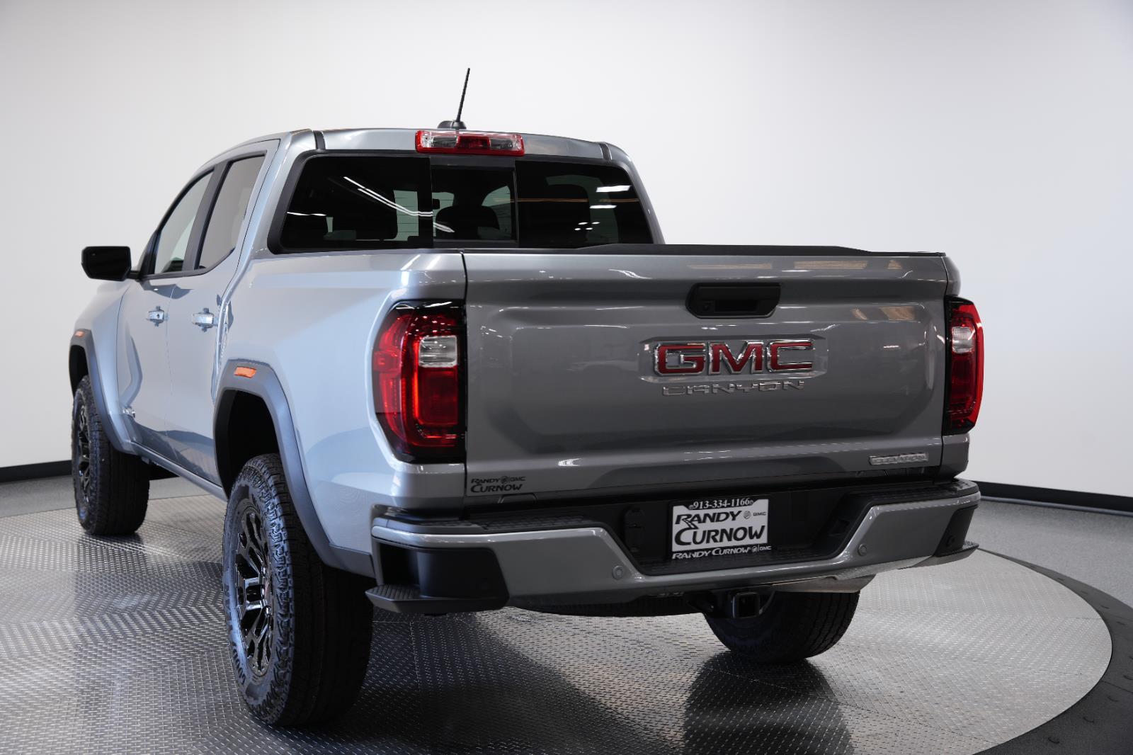 View vehicle photo 5