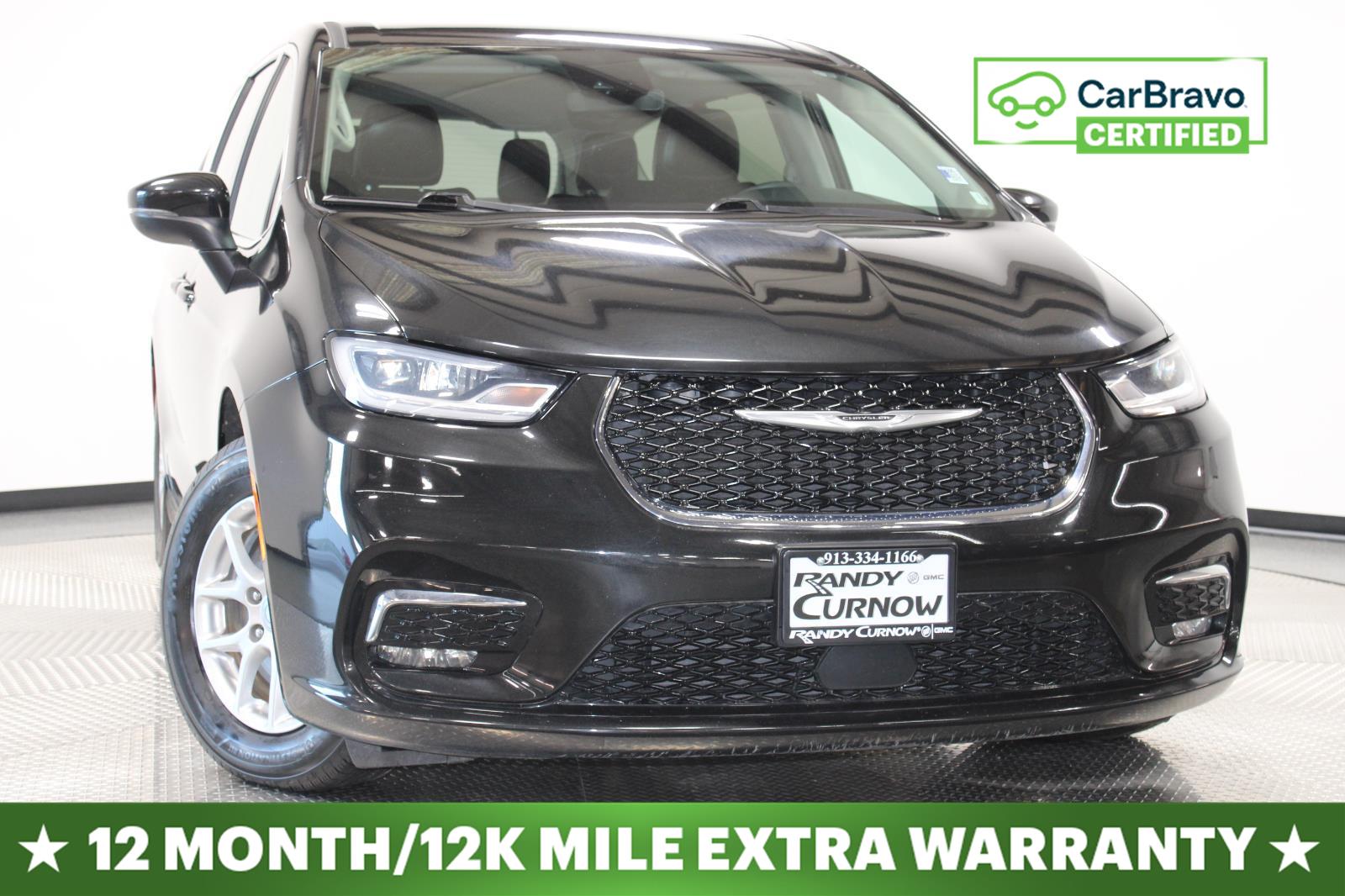 Brilliant Black Crystal Pearlcoat 2023 Chrysler Pacifica Minivan Front-Wheel Drive 9-Speed Automatic
