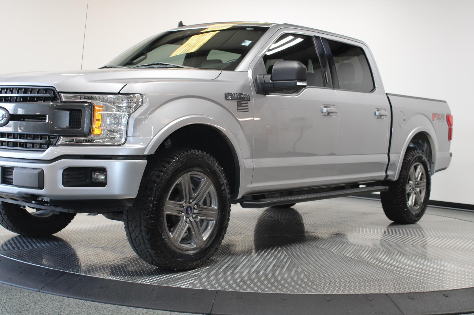 View vehicle photo 4