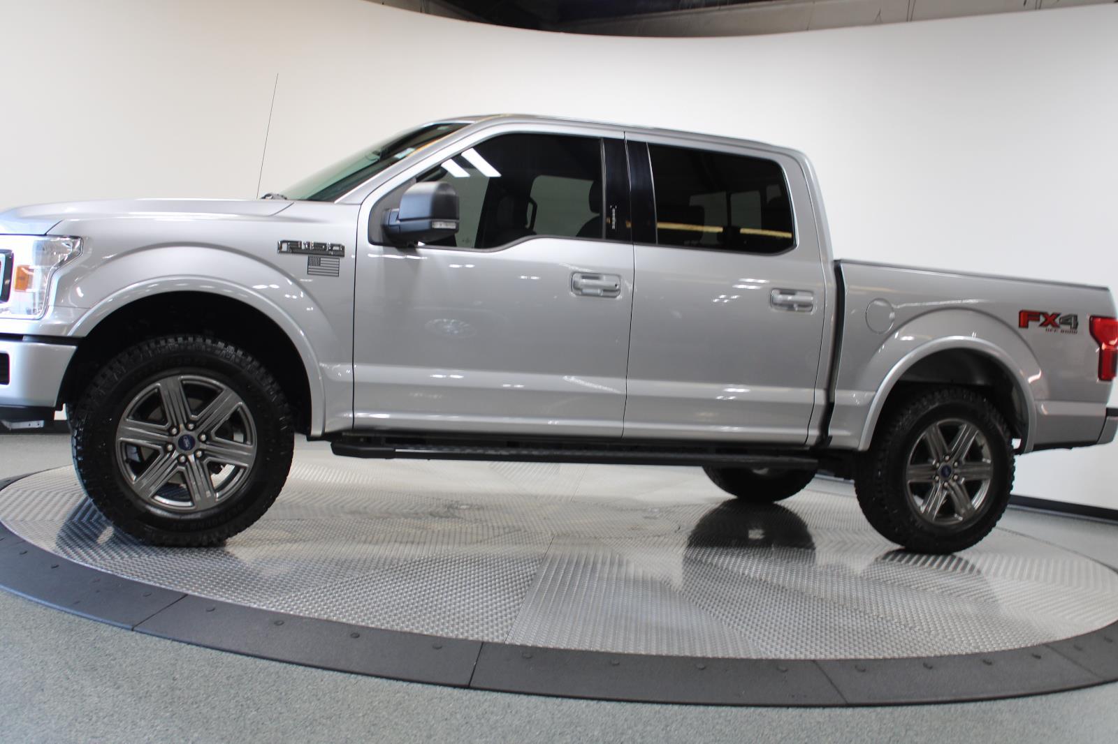 View vehicle photo 5