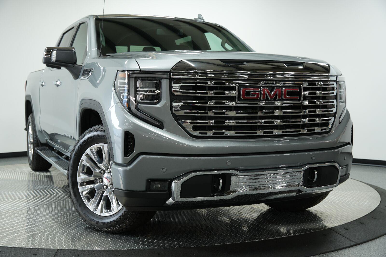 Sterling Metallic 2026 GMC Sierra 1500 Pickup Truck Four-Wheel Drive Automatic