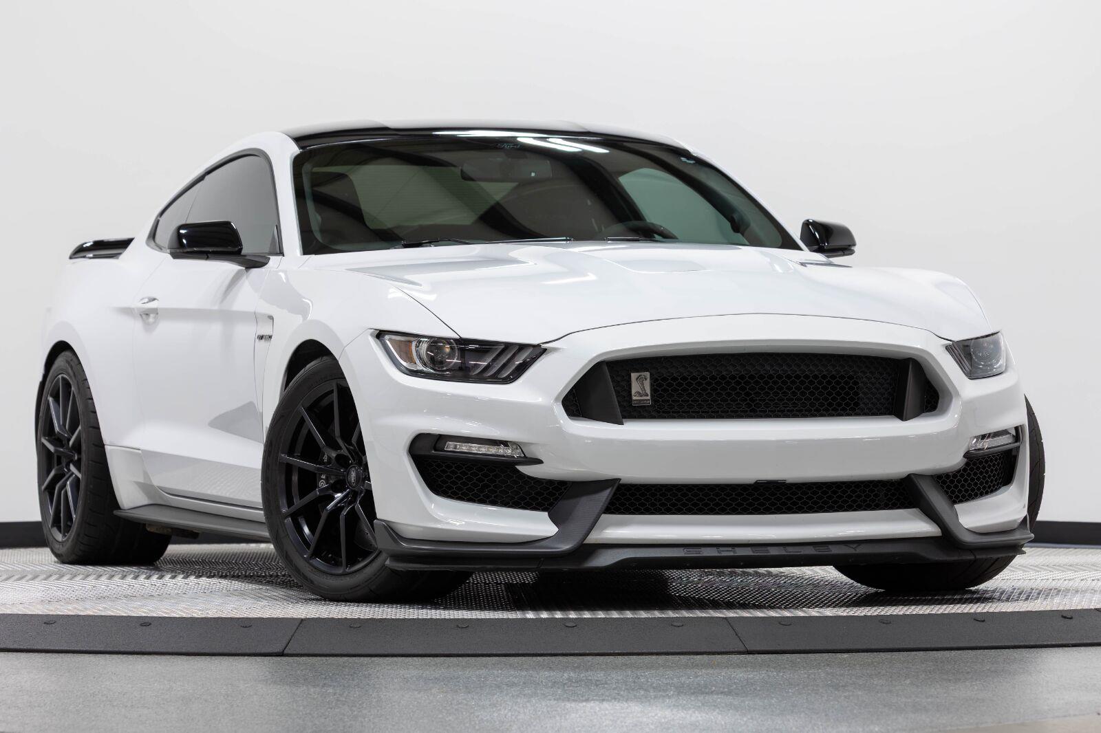 2017 Ford Mustang Shelby GT350 Fastback RWD