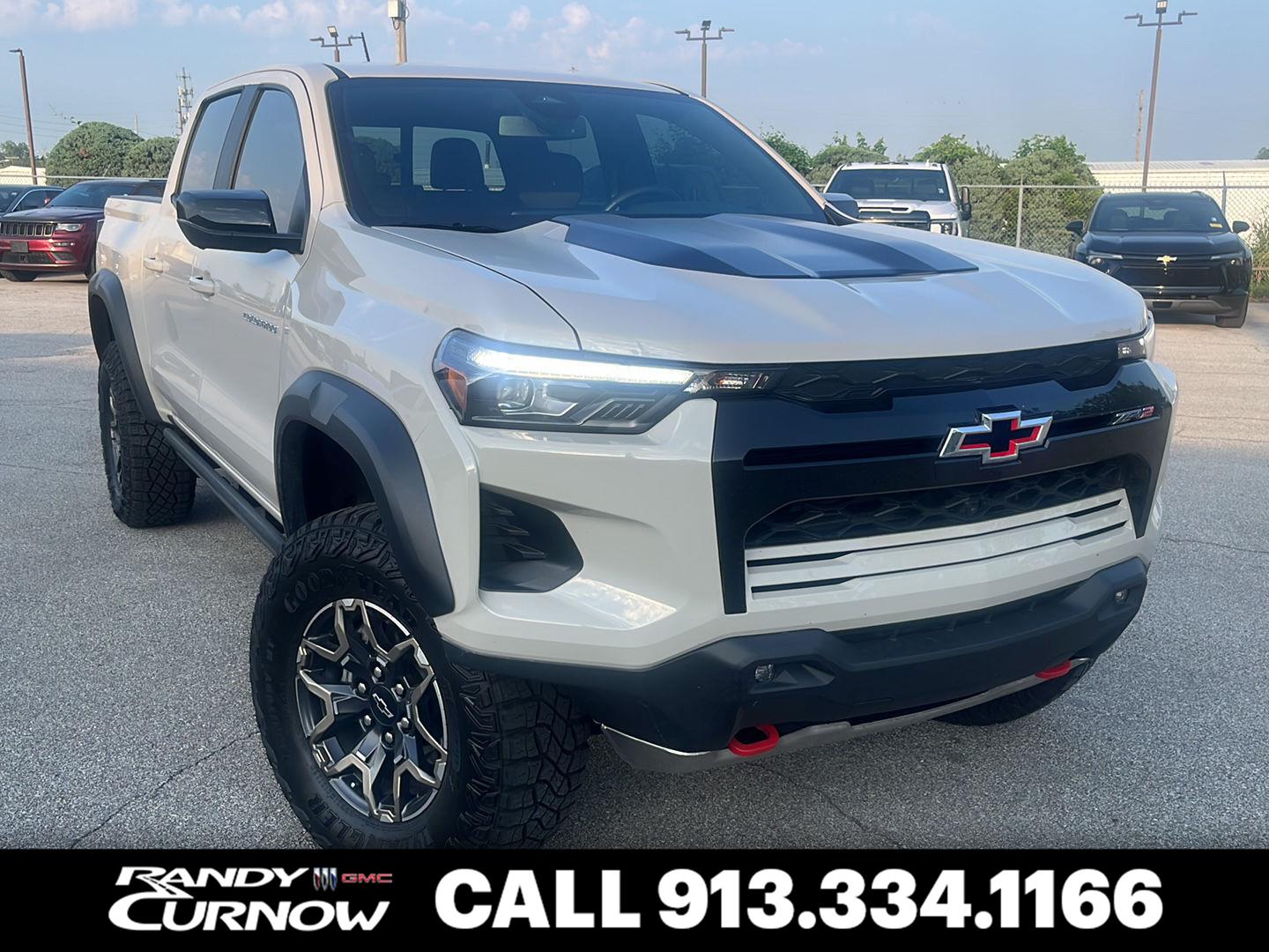 White Sands 2026 Chevrolet Colorado Pickup Truck Four-Wheel Drive 8-Speed Automatic