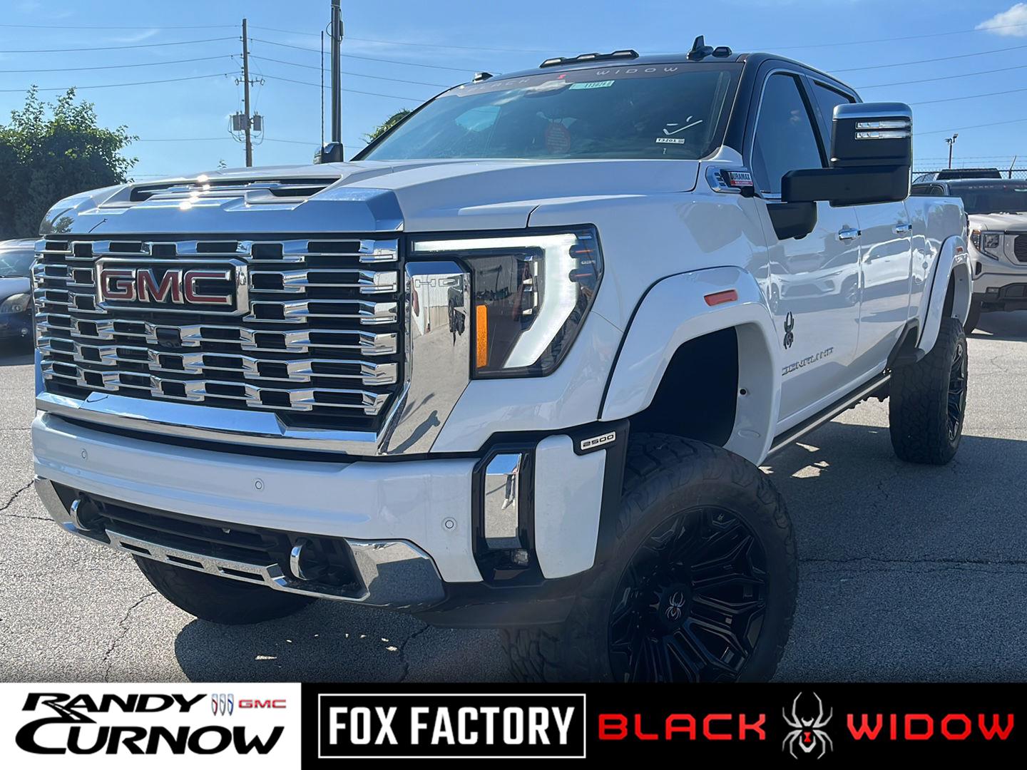 Summit White 2026 GMC Sierra 2500HD Pickup Truck Four-Wheel Drive Automatic