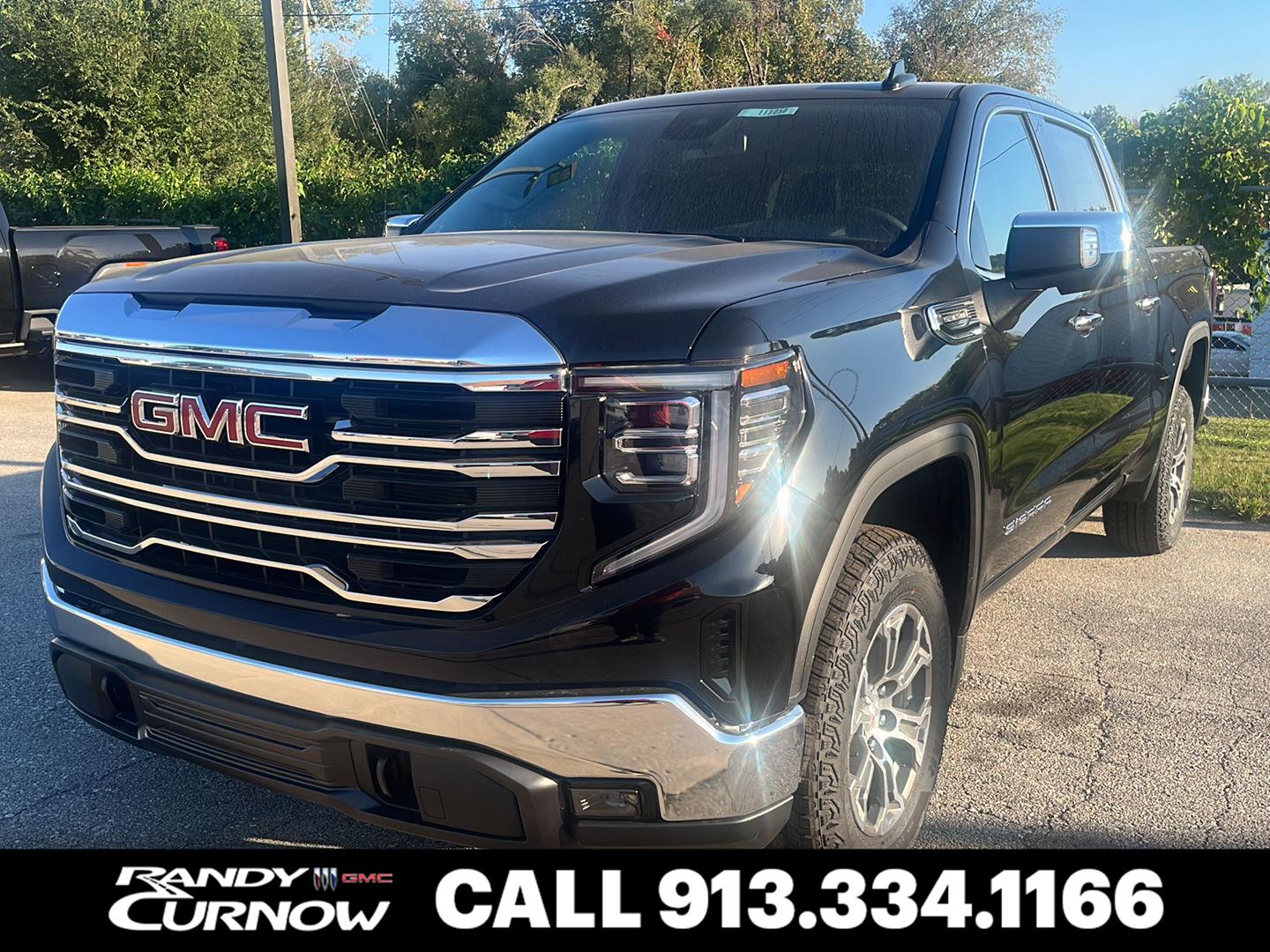Onyx Black 2026 GMC Sierra 1500 Pickup Truck Four-Wheel Drive Automatic