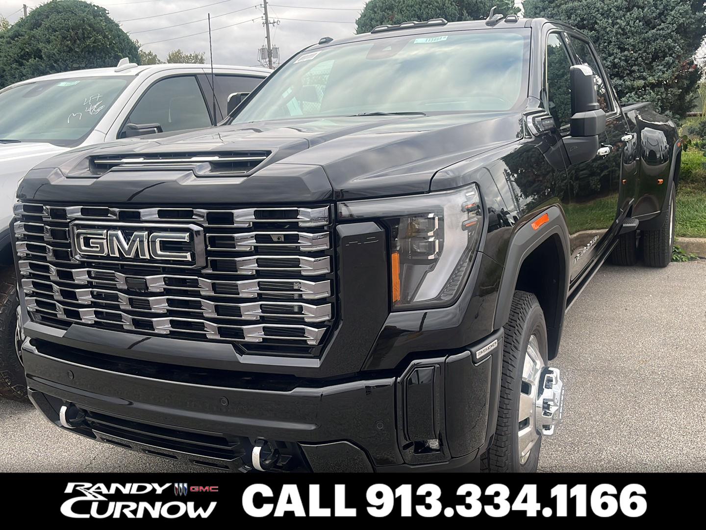 Onyx Black 2026 GMC Sierra 3500HD Pickup Truck Four-Wheel Drive Automatic