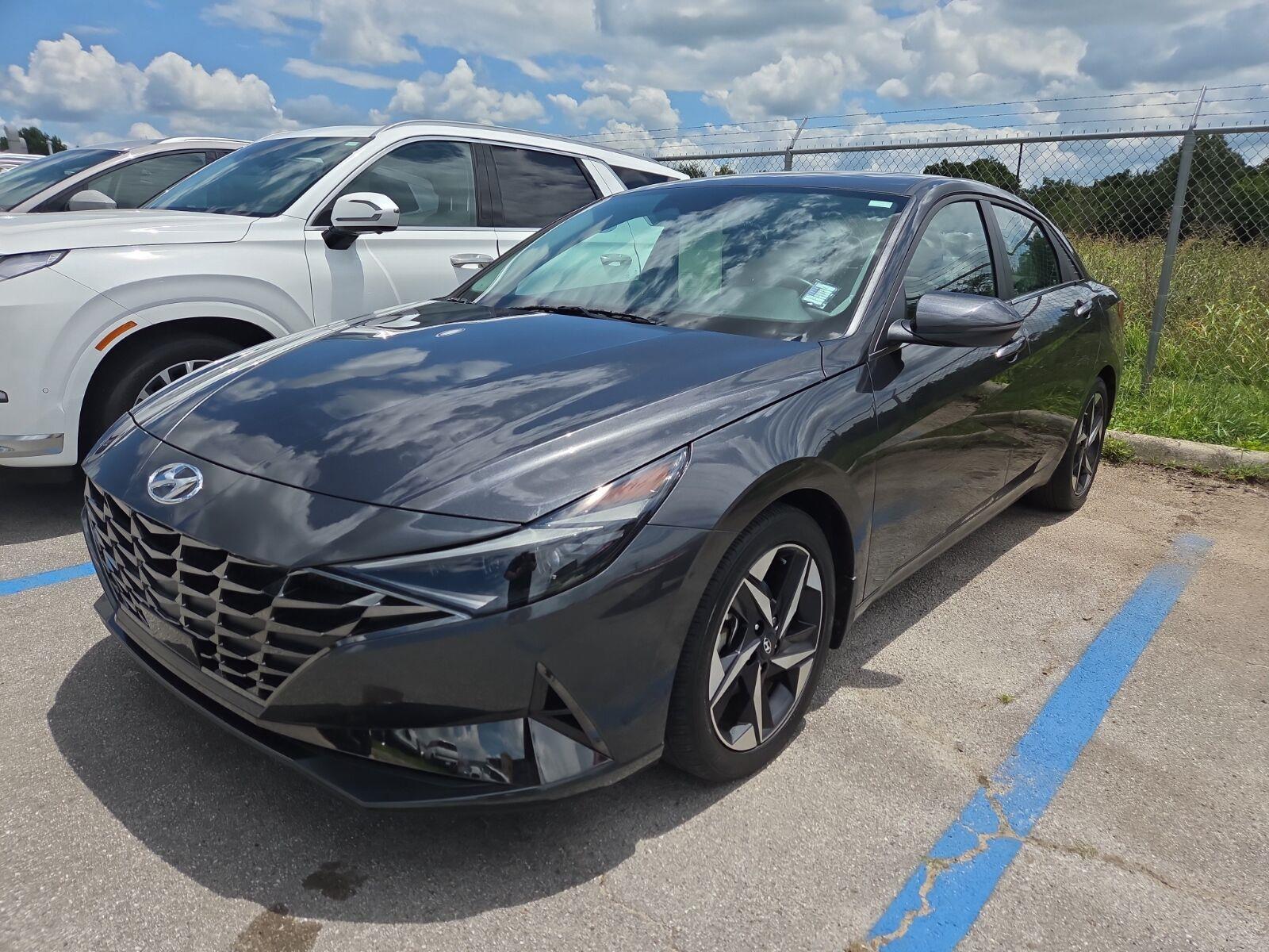Portofino Gray 2023 Hyundai Elantra Sedan Front-Wheel Drive Continuously Variable Transmission