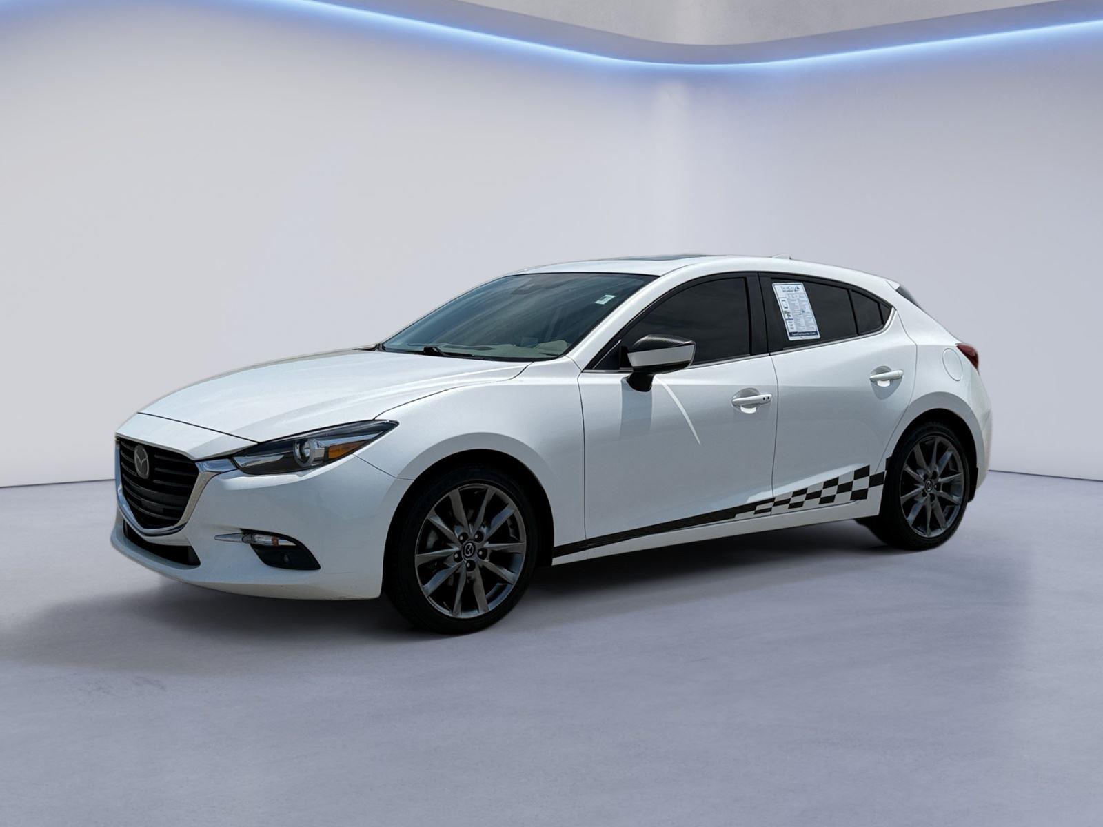 Snowflake White Pearl Mica 2018 Mazda MAZDA3 Hatchback Front-Wheel Drive Automatic