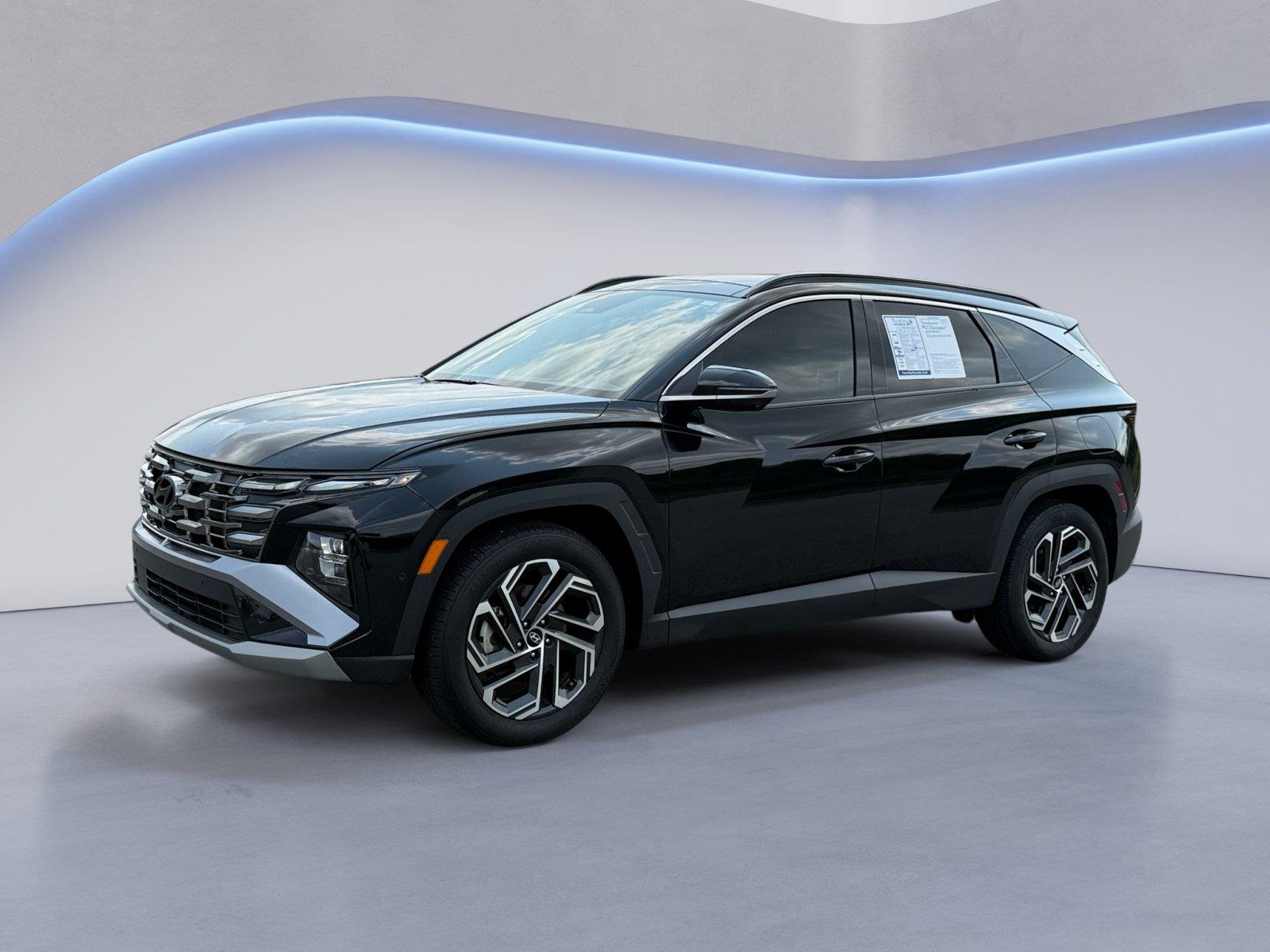 Phantom Black 2025 Hyundai Tucson SUV / Crossover Front-Wheel Drive Automatic