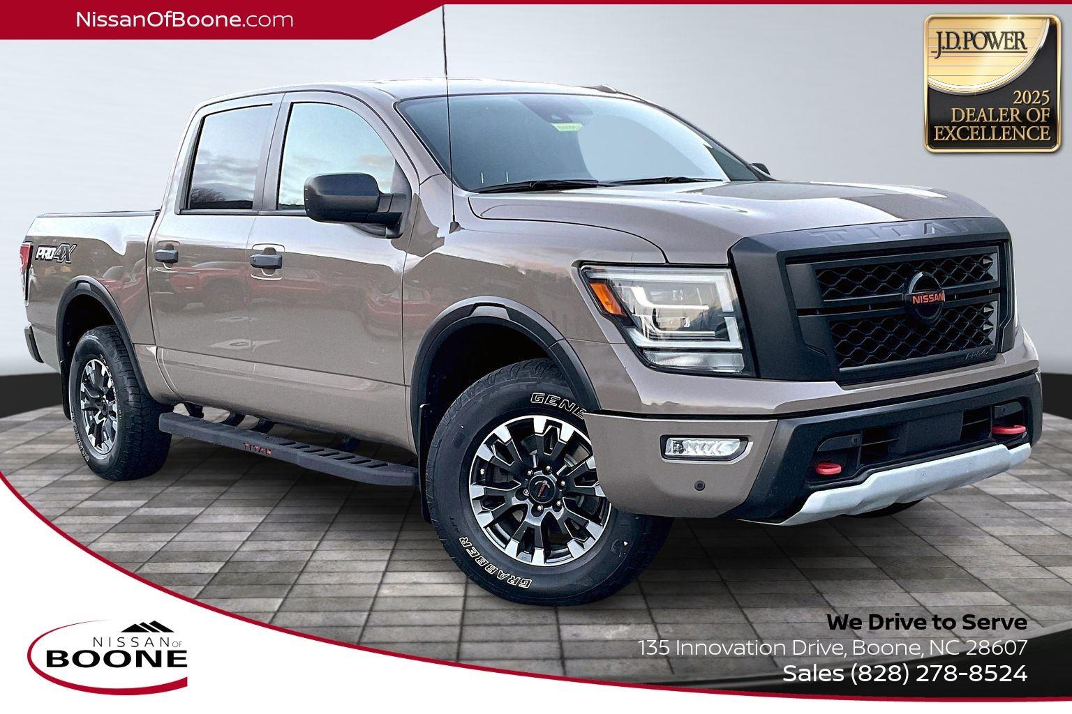 2021 Nissan Titan PRO-4X Crew Cab 4WD