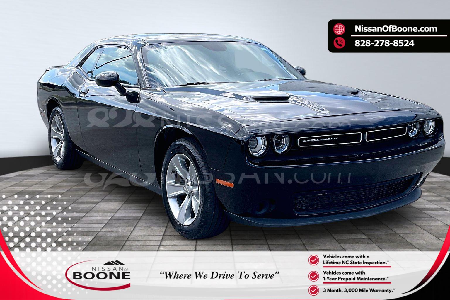 2021 Dodge Challenger SXT RWD